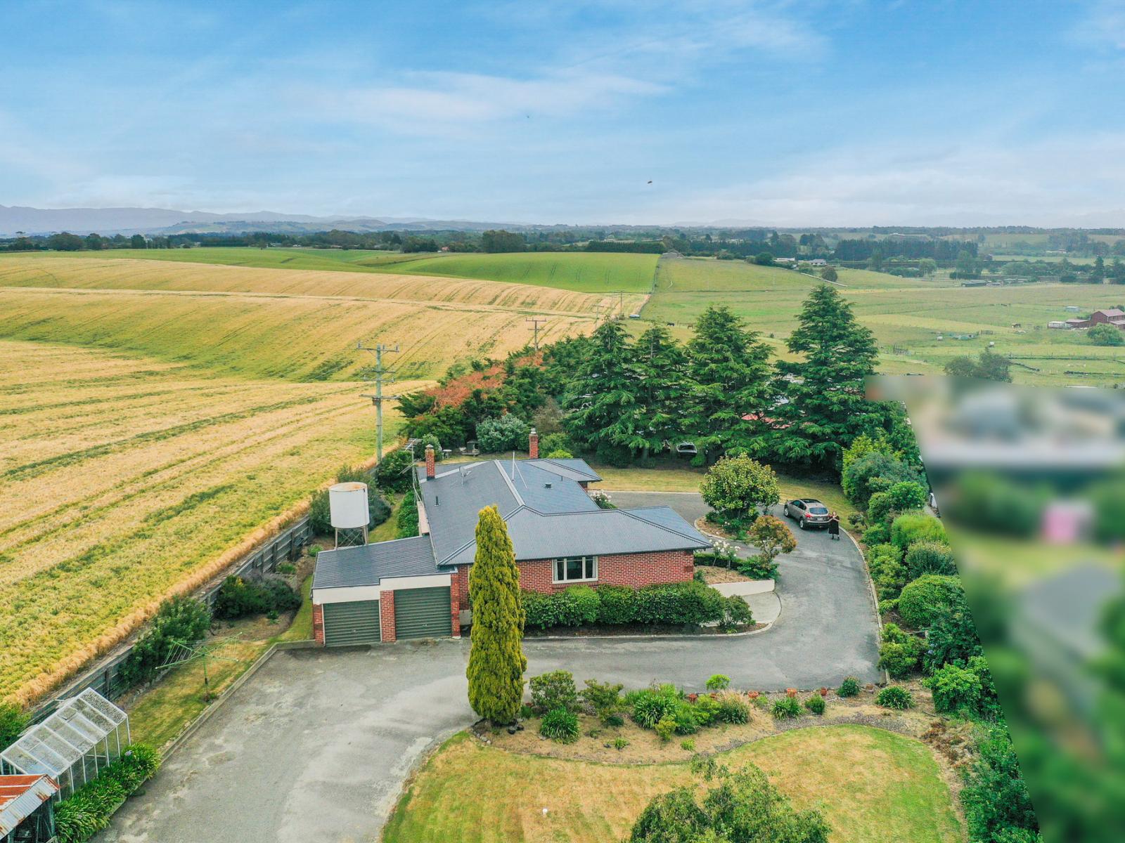 98 Timaru-Pareora Highway, Timaru Surrounds