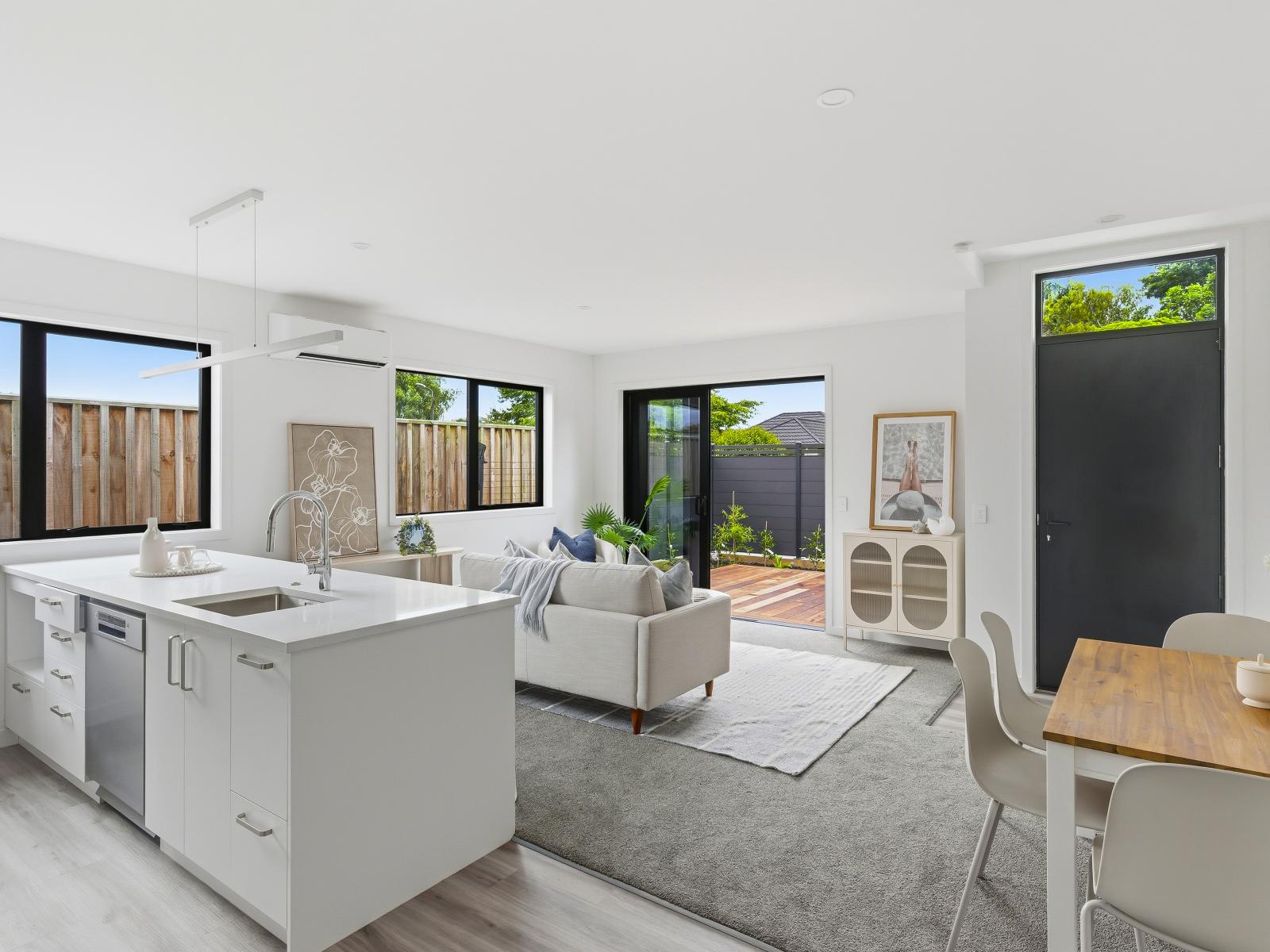 Unit 2, 19 Clark Street, Levin