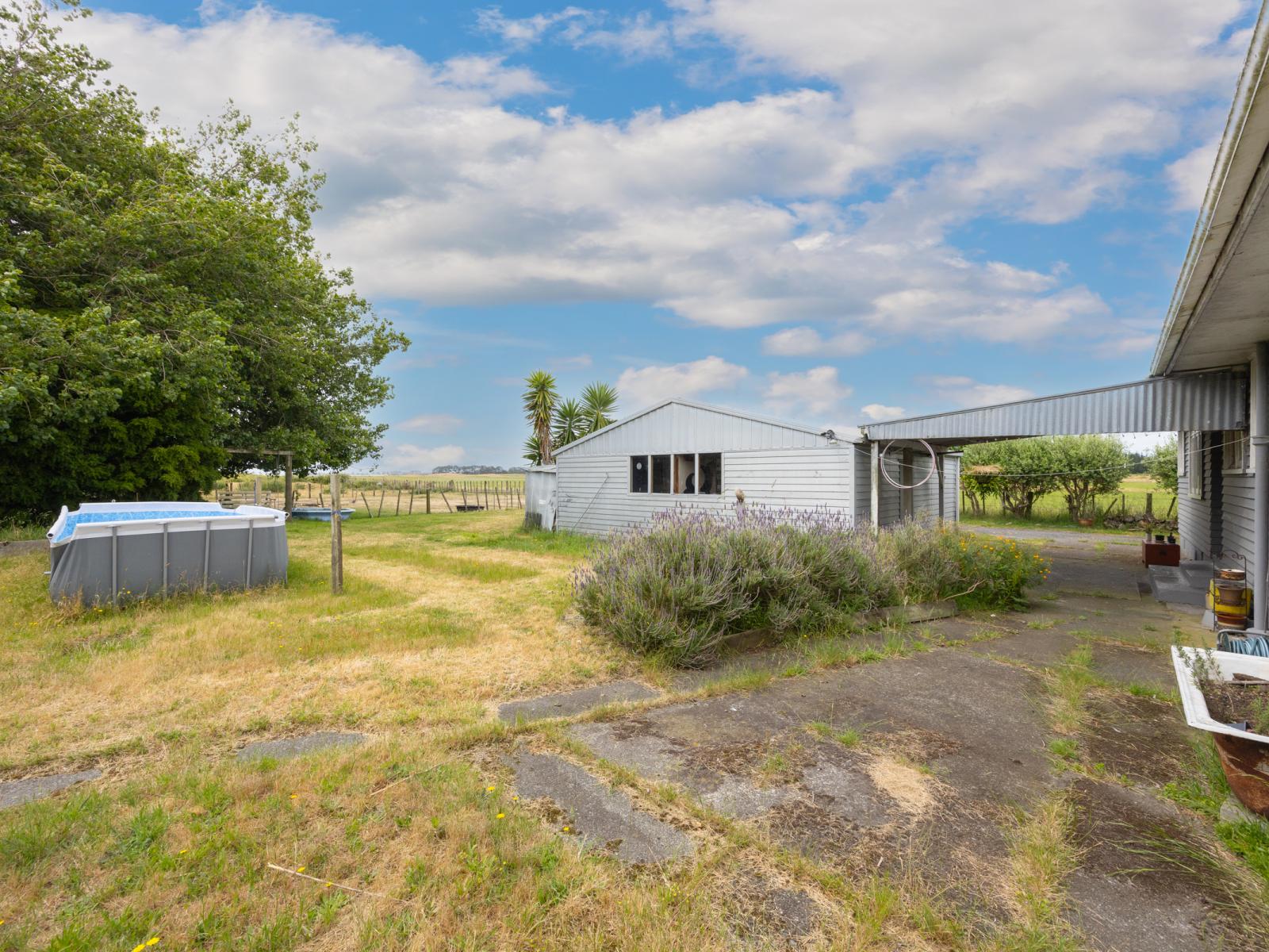 360 State Highway 1, Foxton