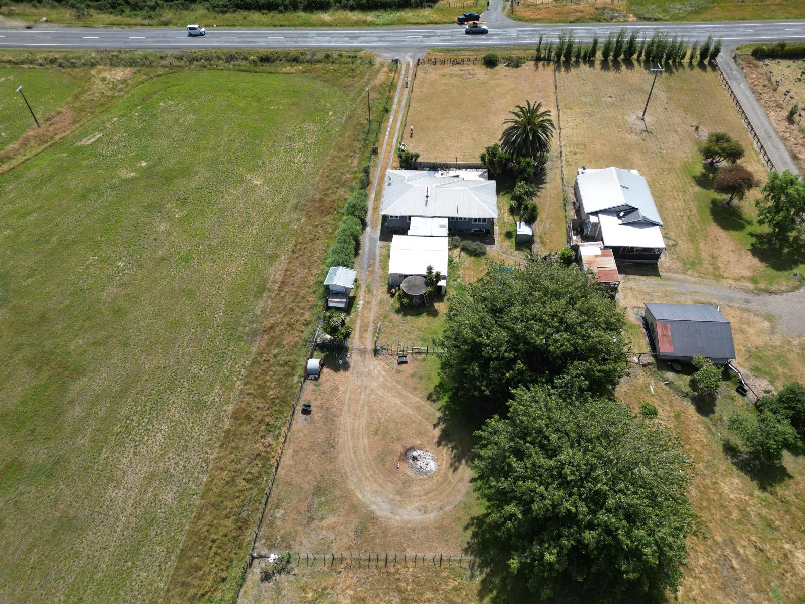 360 State Highway 1, Foxton