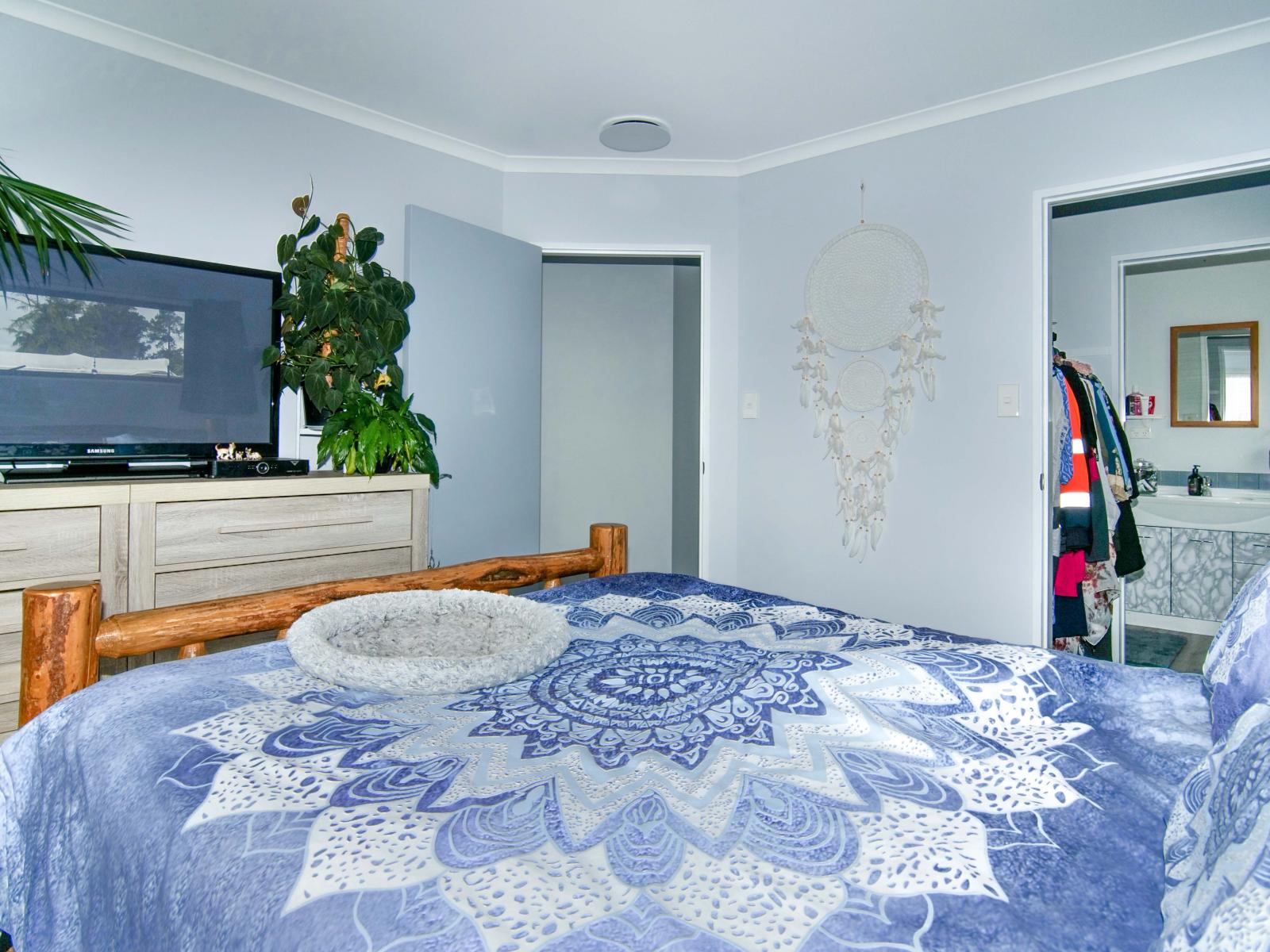 11 Stout Street, Westport