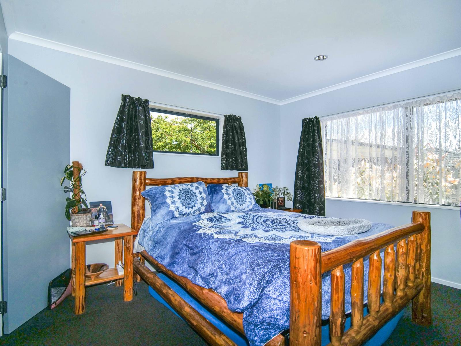 11 Stout Street, Westport