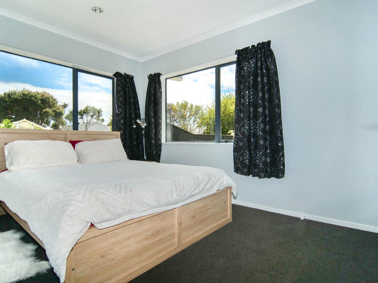 11 Stout Street, Westport