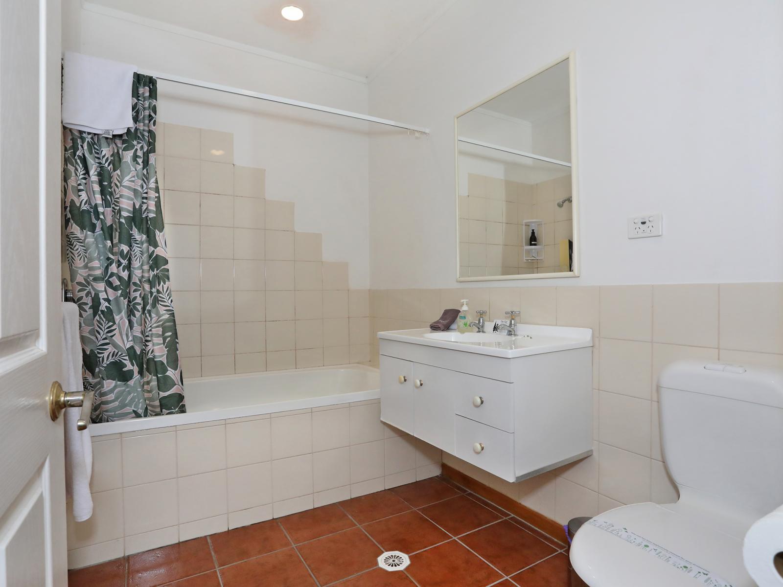 305/307 Fitzherbert Avenue, West End