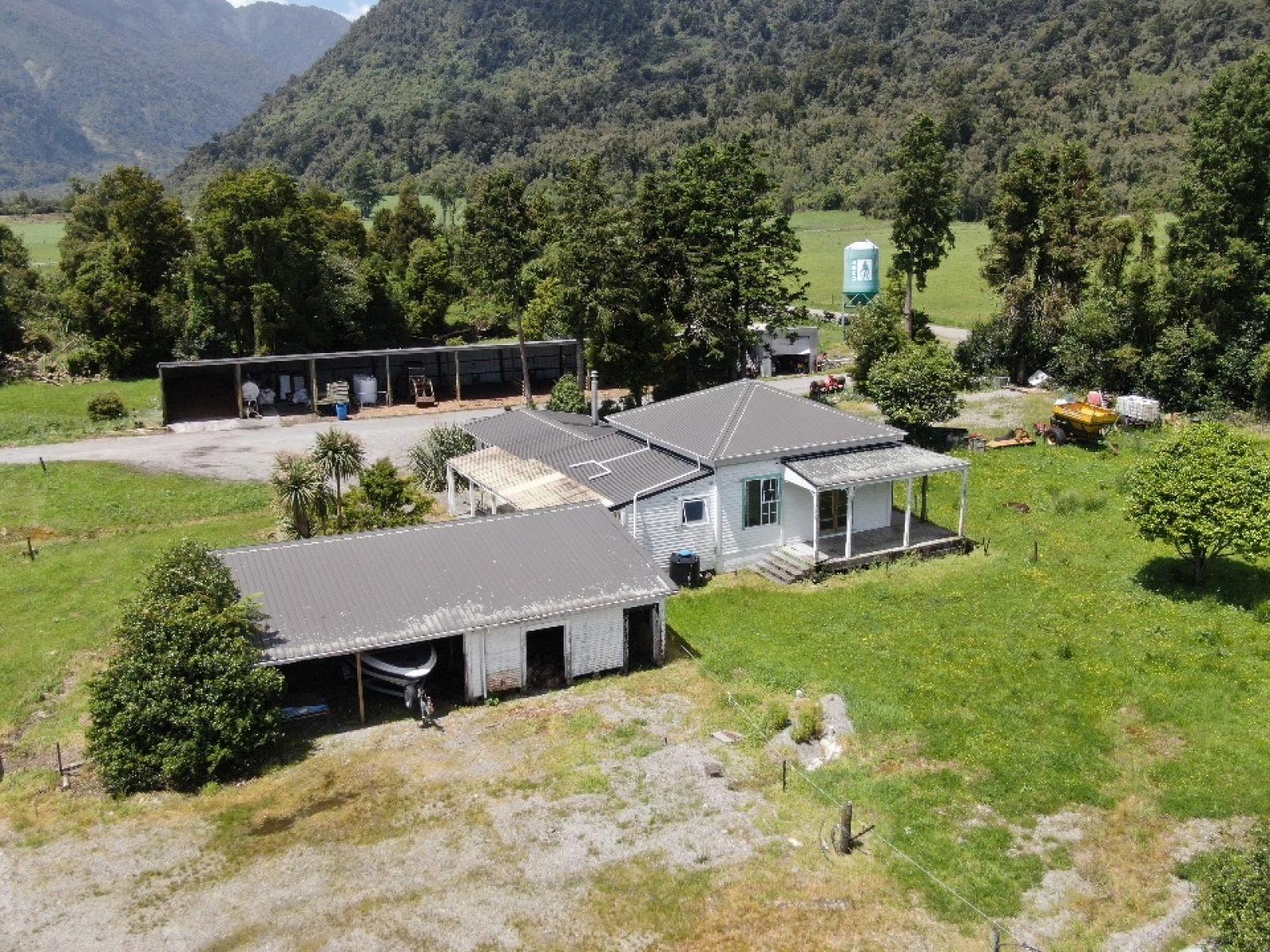 2778 Whataroa Highway, Whataroa