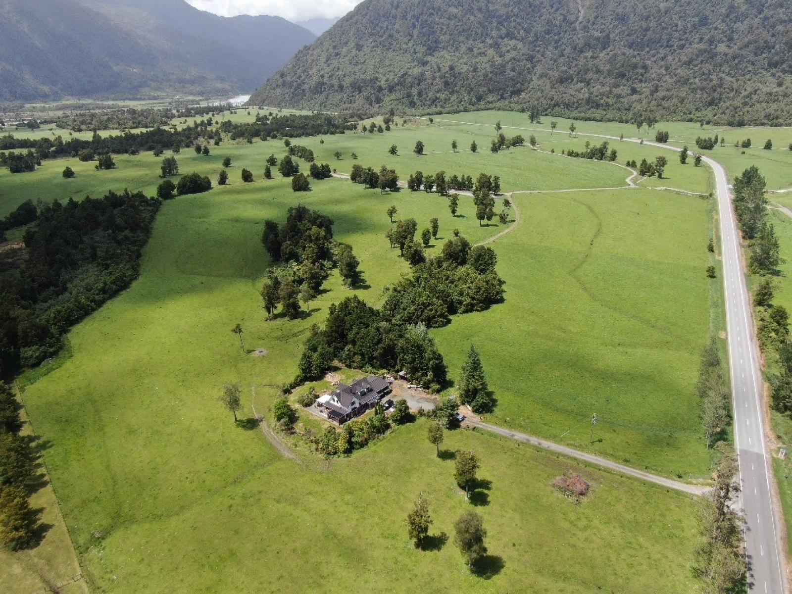 2778 Whataroa Highway, Whataroa