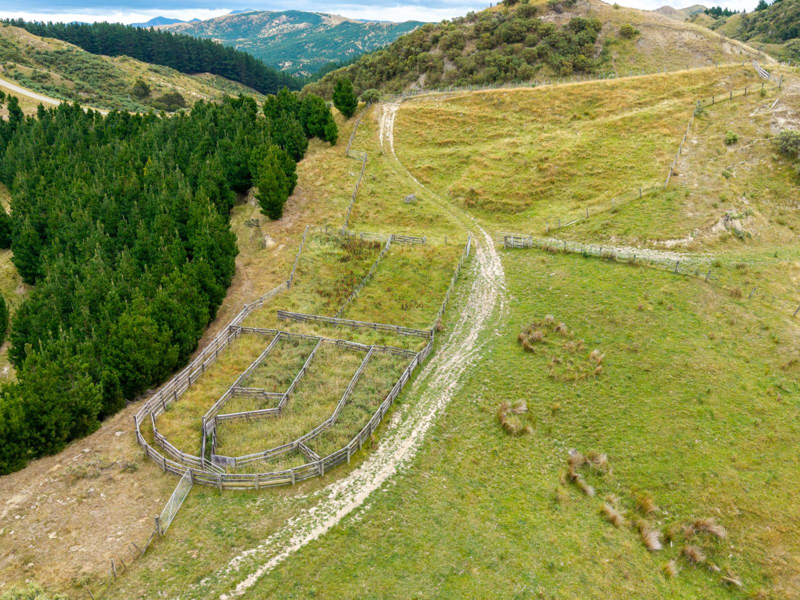 310 Branscombe Road, Akitio 