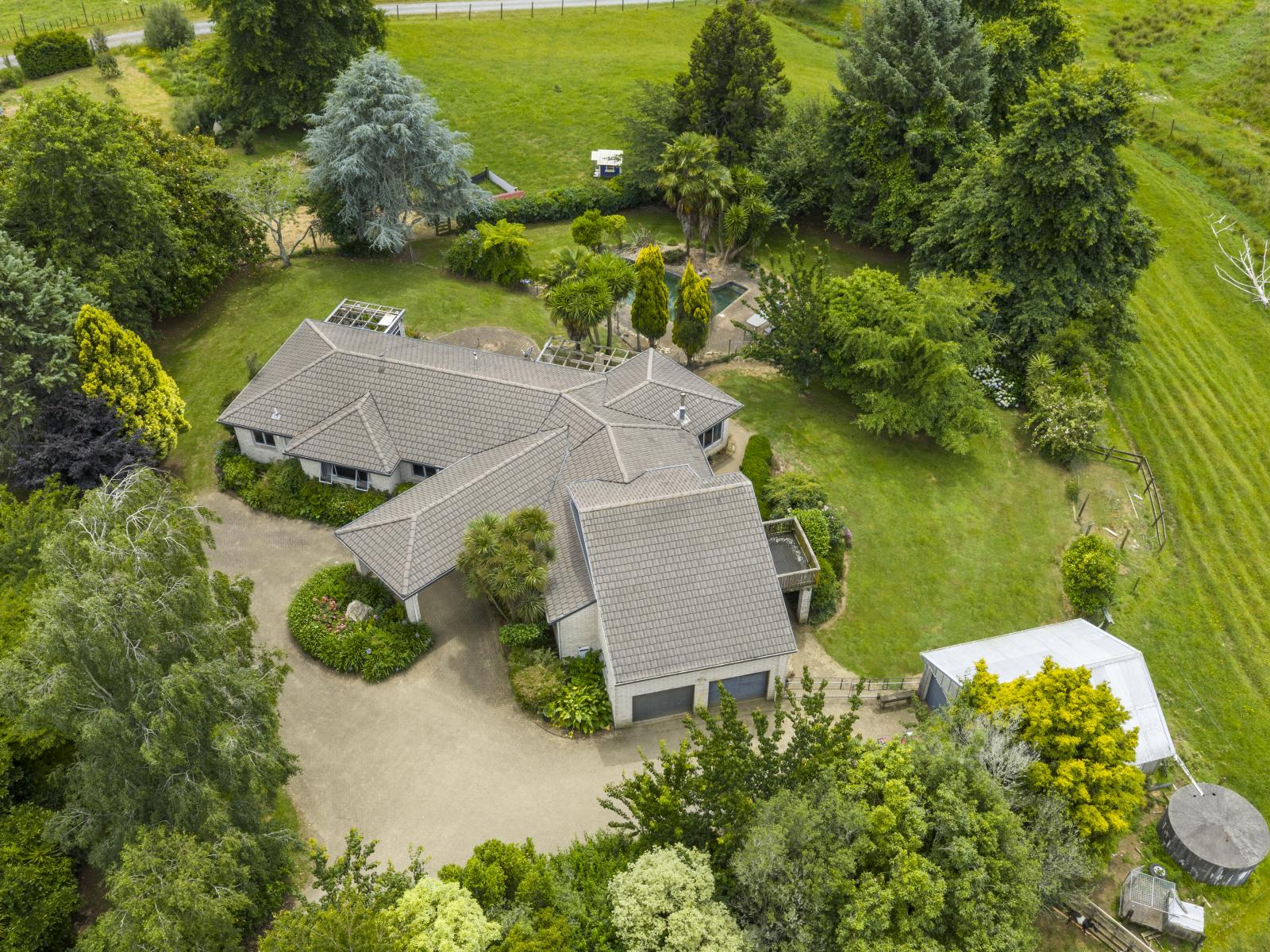 1028 Limeworks Loop Road, Karamu