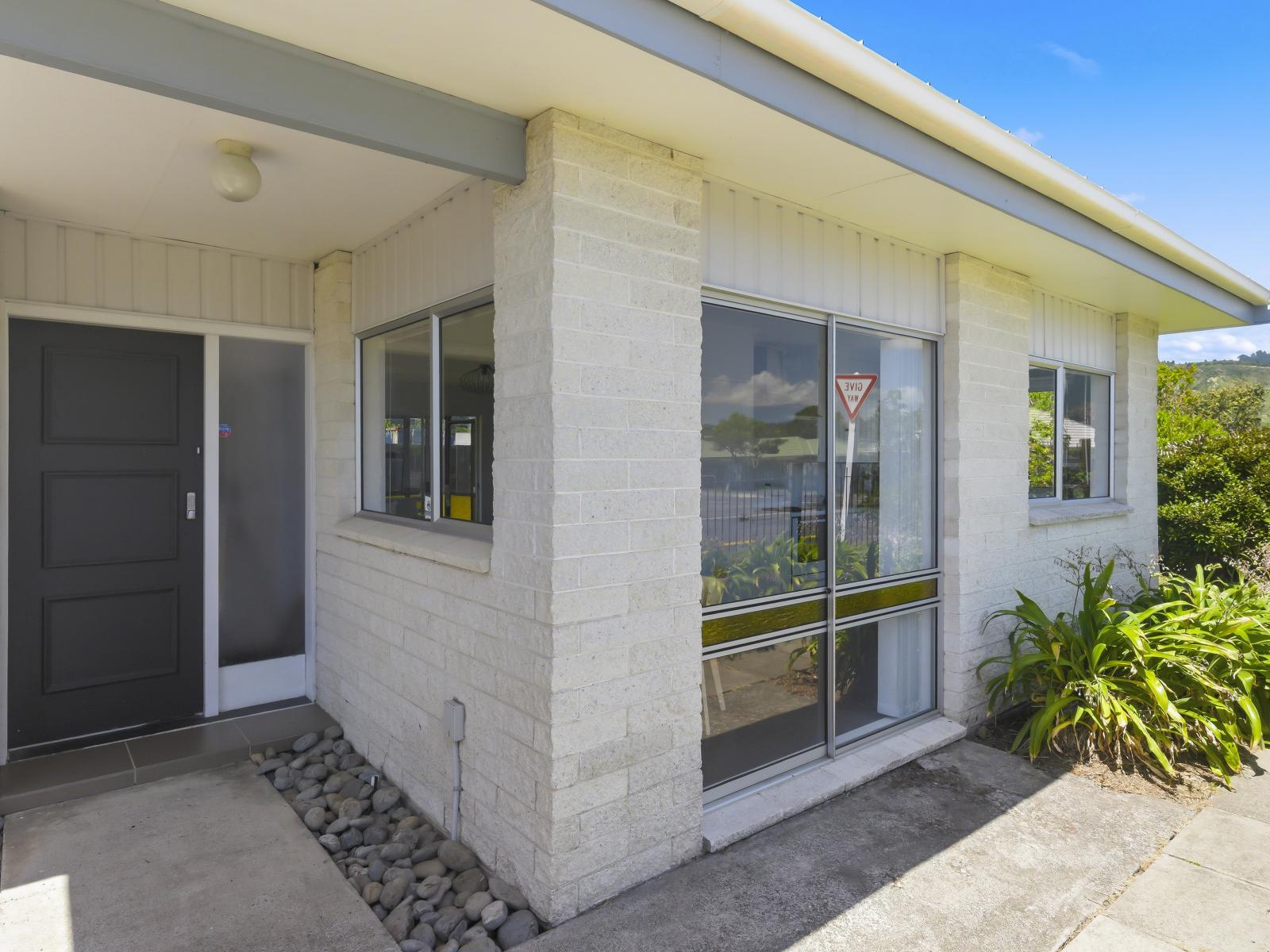 2 Cypress Grove, Paraparaumu