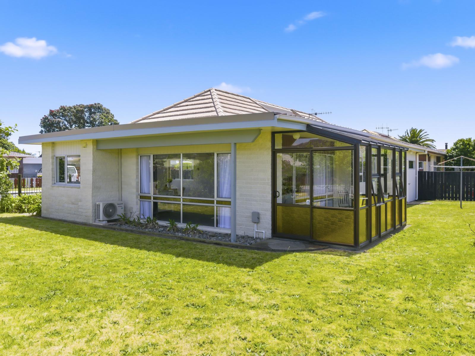 2 Cypress Grove, Paraparaumu
