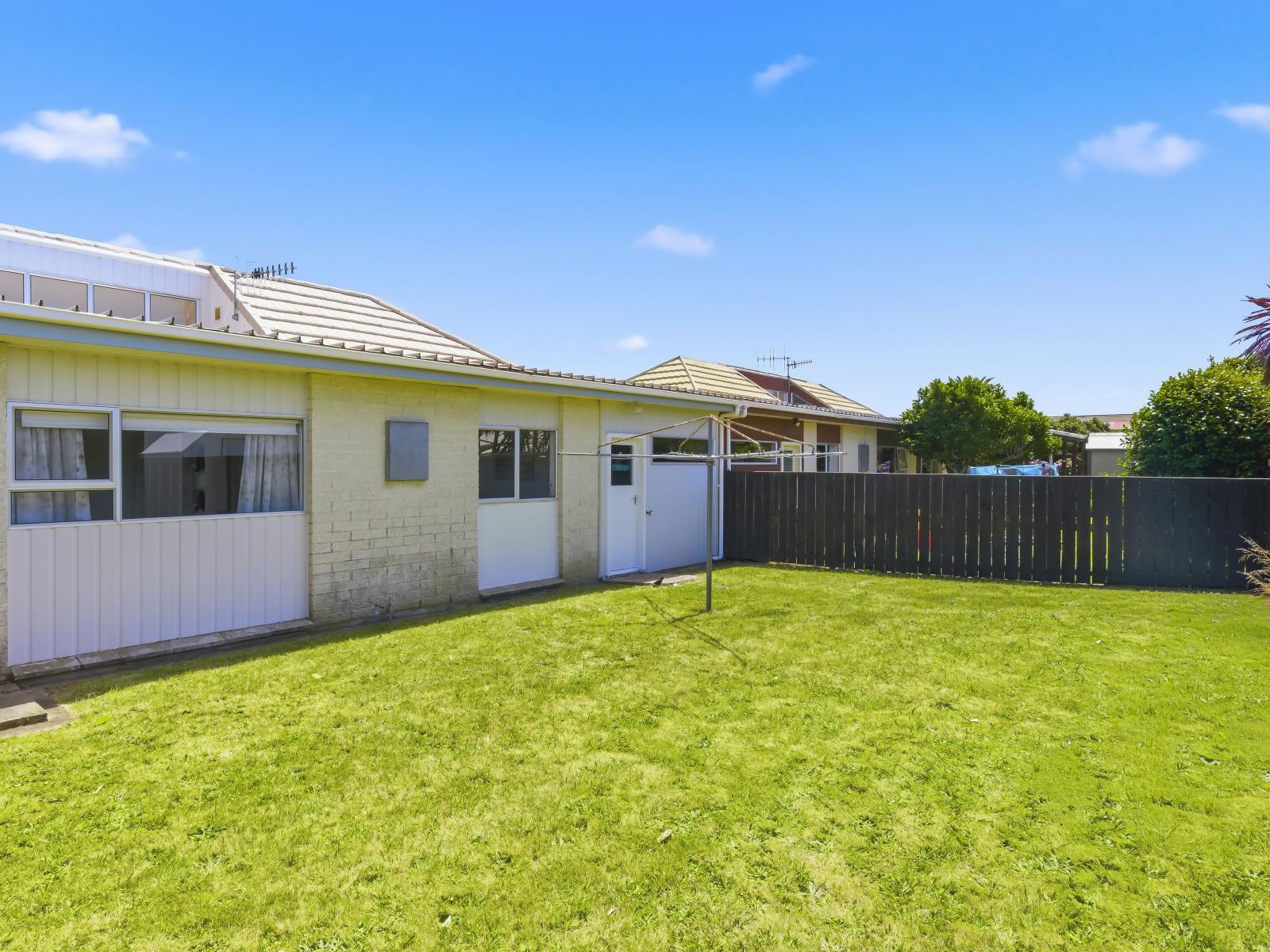 2 Cypress Grove, Paraparaumu