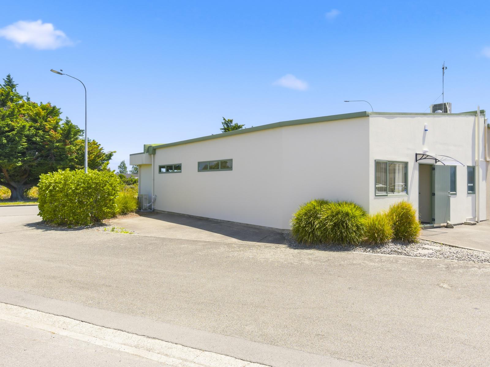 19E Milne Drive, Paraparaumu