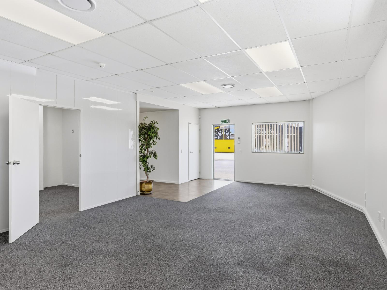 19E Milne Drive, Paraparaumu