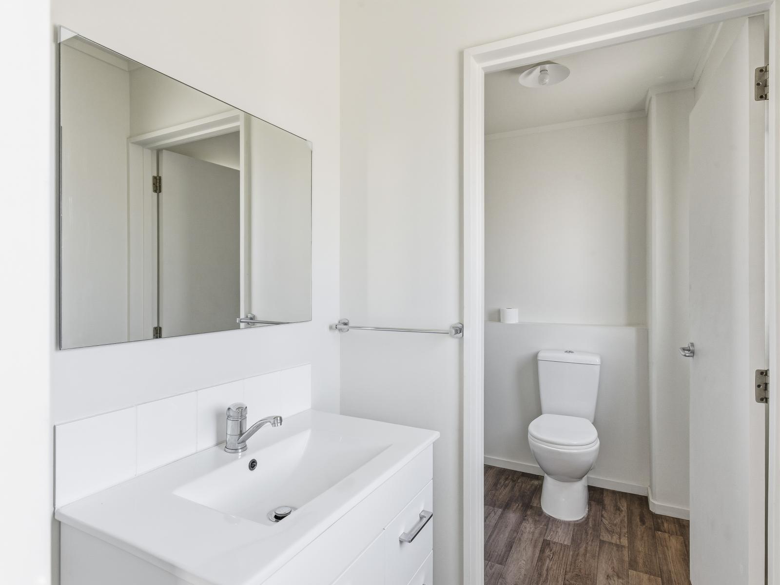 19E Milne Drive, Paraparaumu