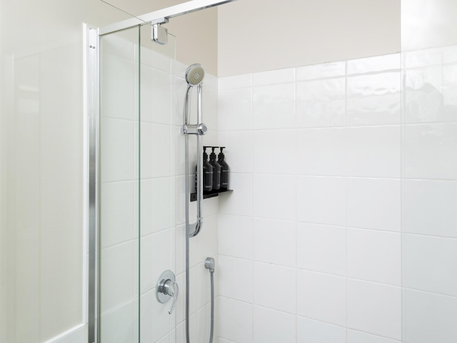 117/2 Reads Quay, Gisborne