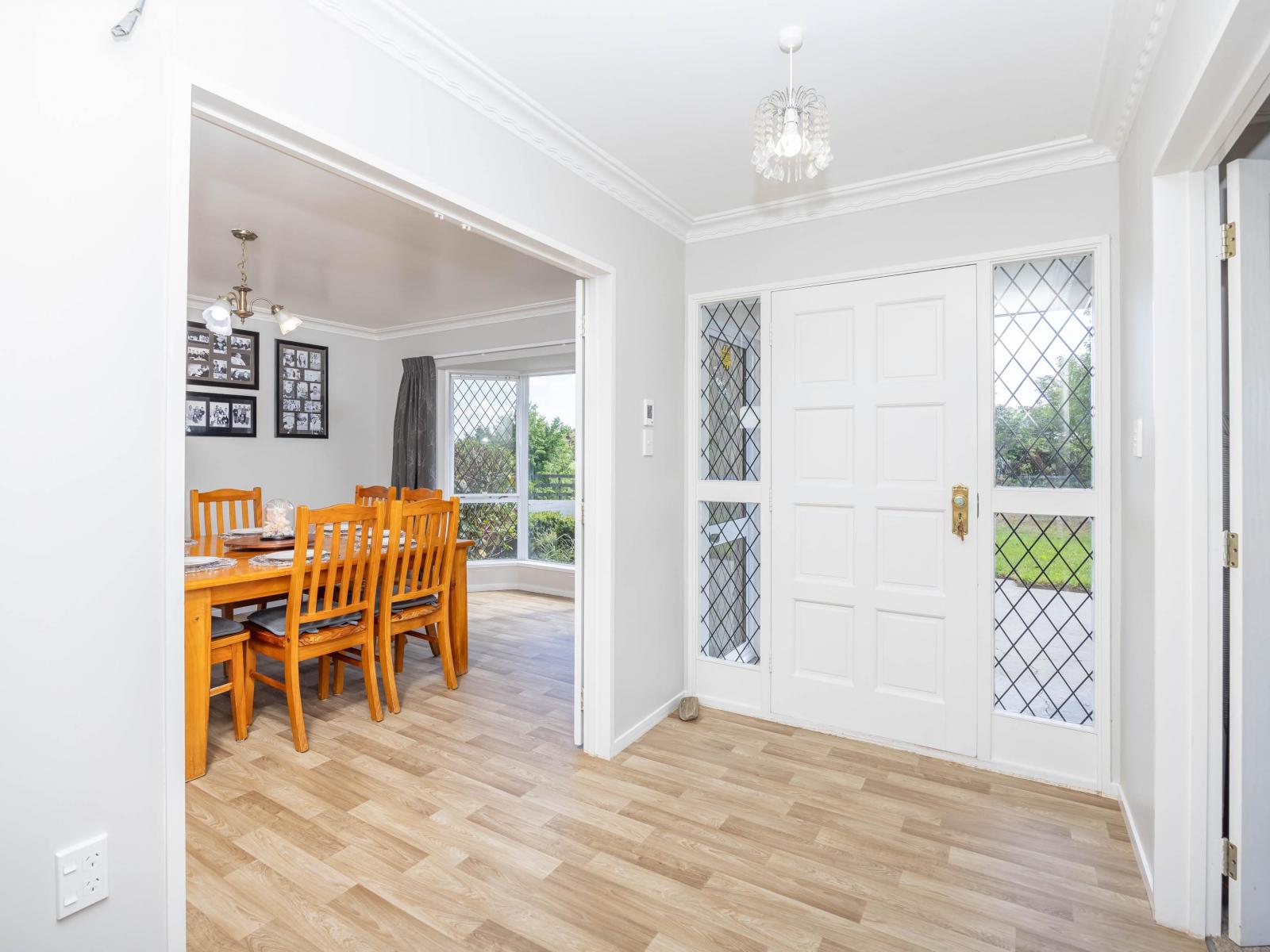 255 Hetherington Road, Huntly