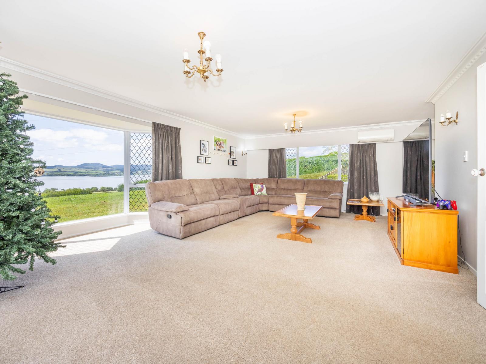 255 Hetherington Road, Huntly