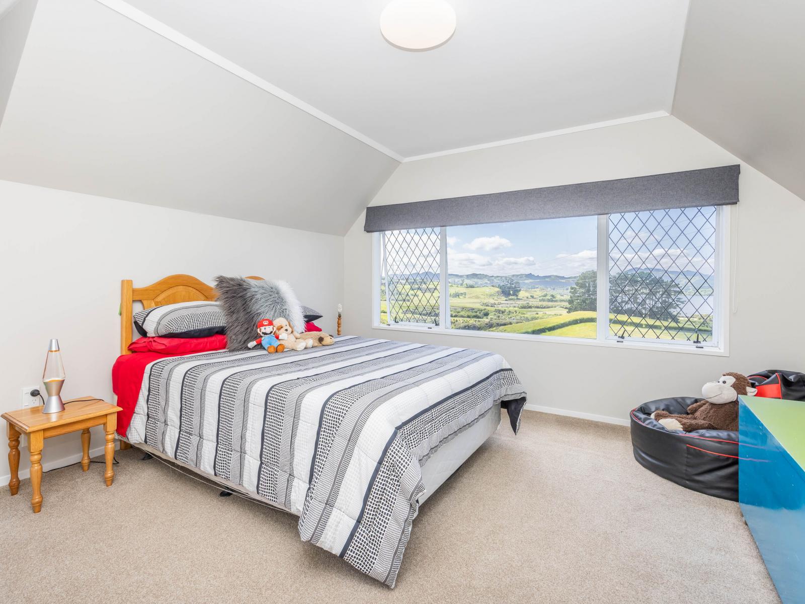 255 Hetherington Road, Huntly