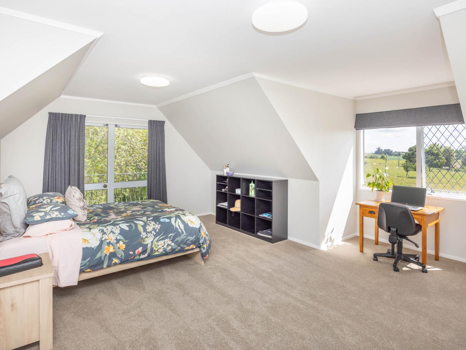 255 Hetherington Road, Huntly