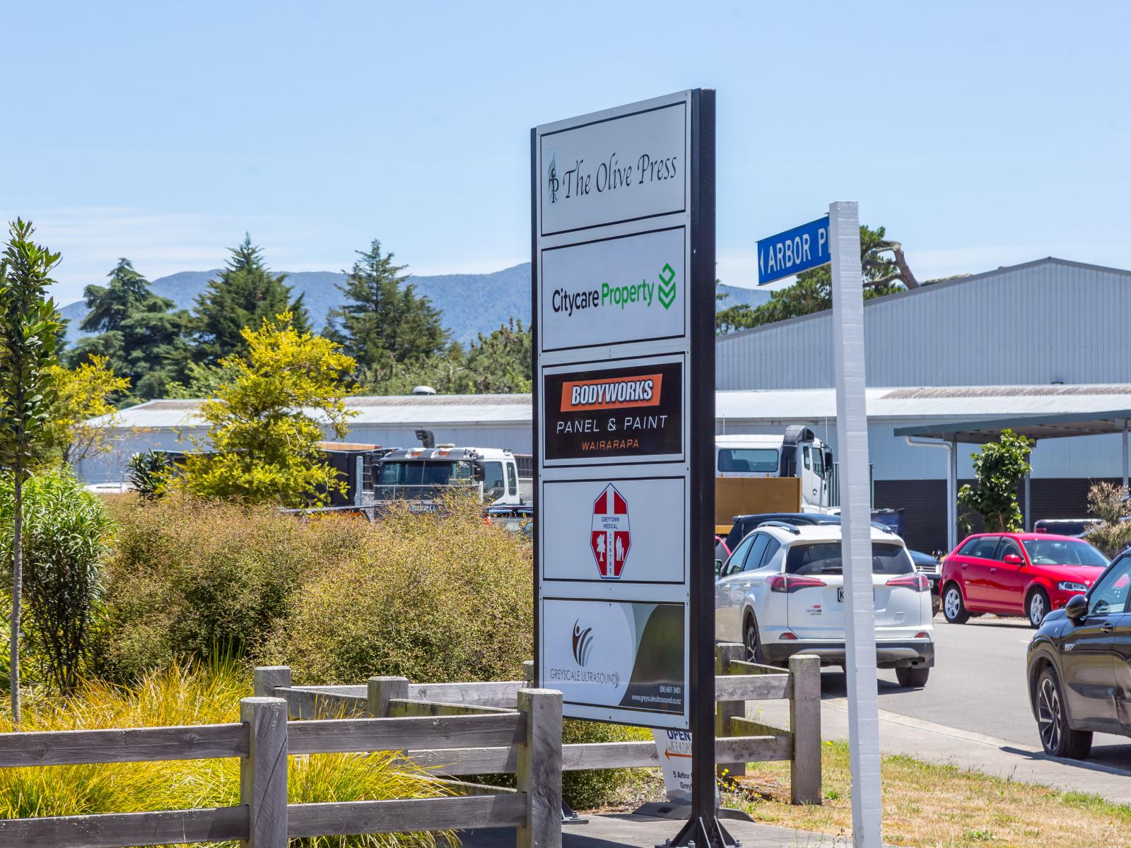 2, 5 Arbor Place , Greytown