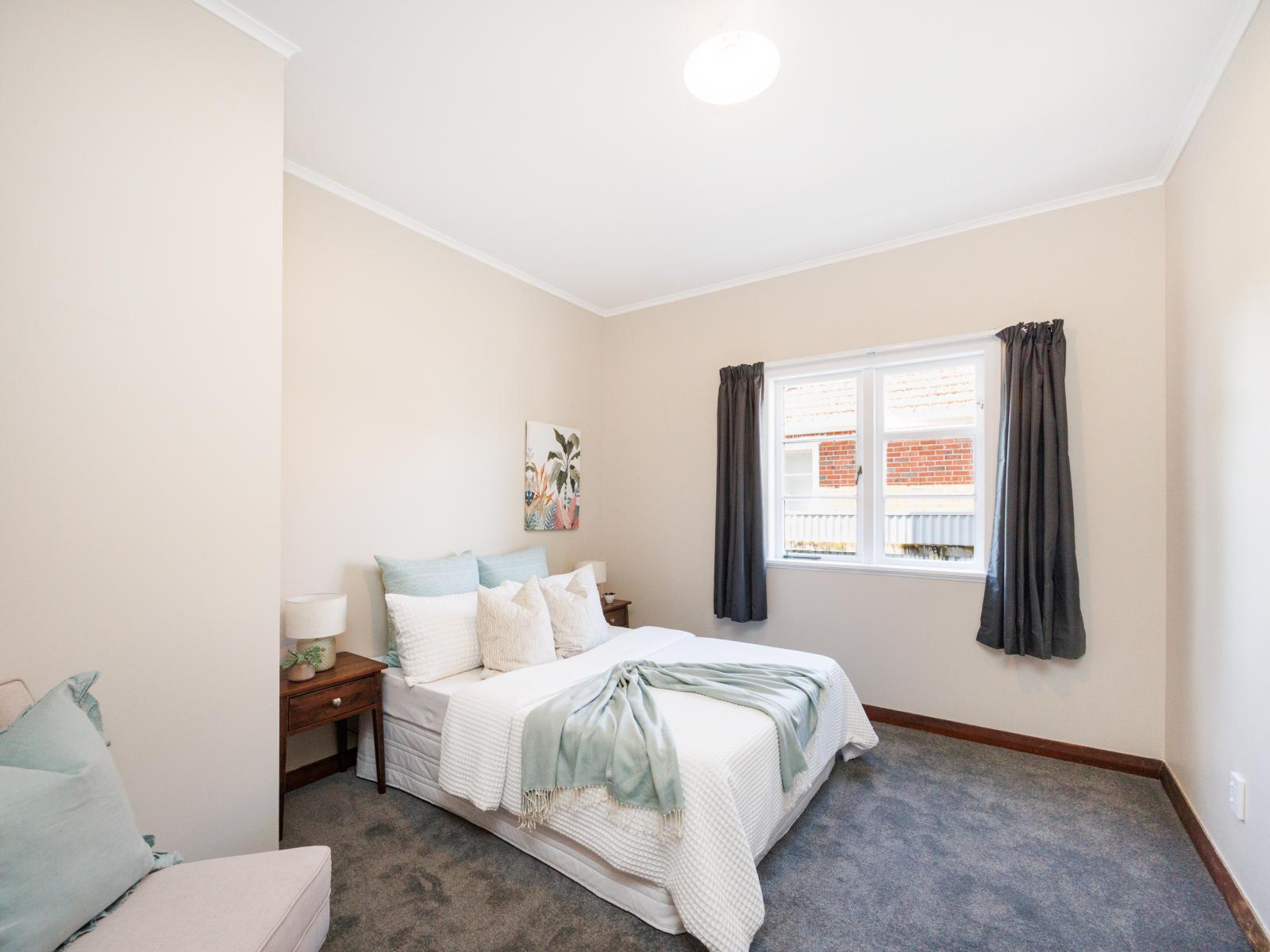 258 College Street, West End