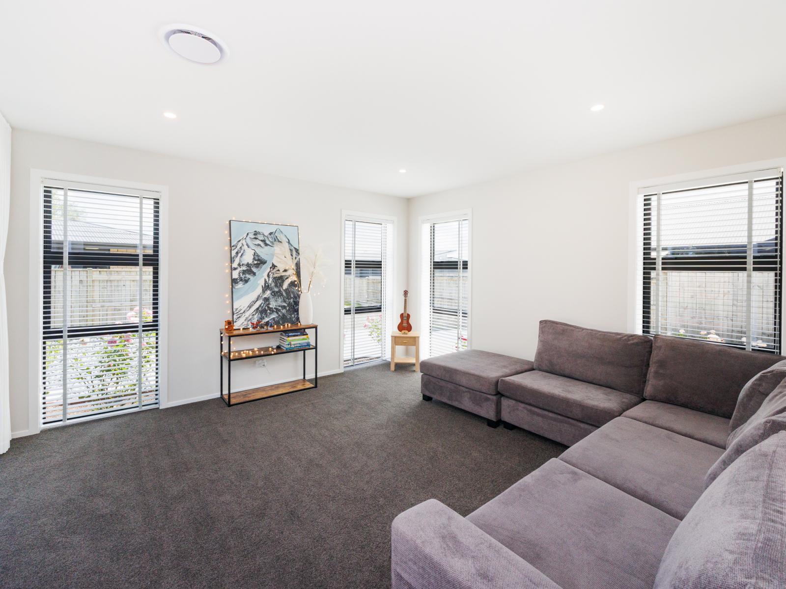 27 Coutts Way, Fitzherbert