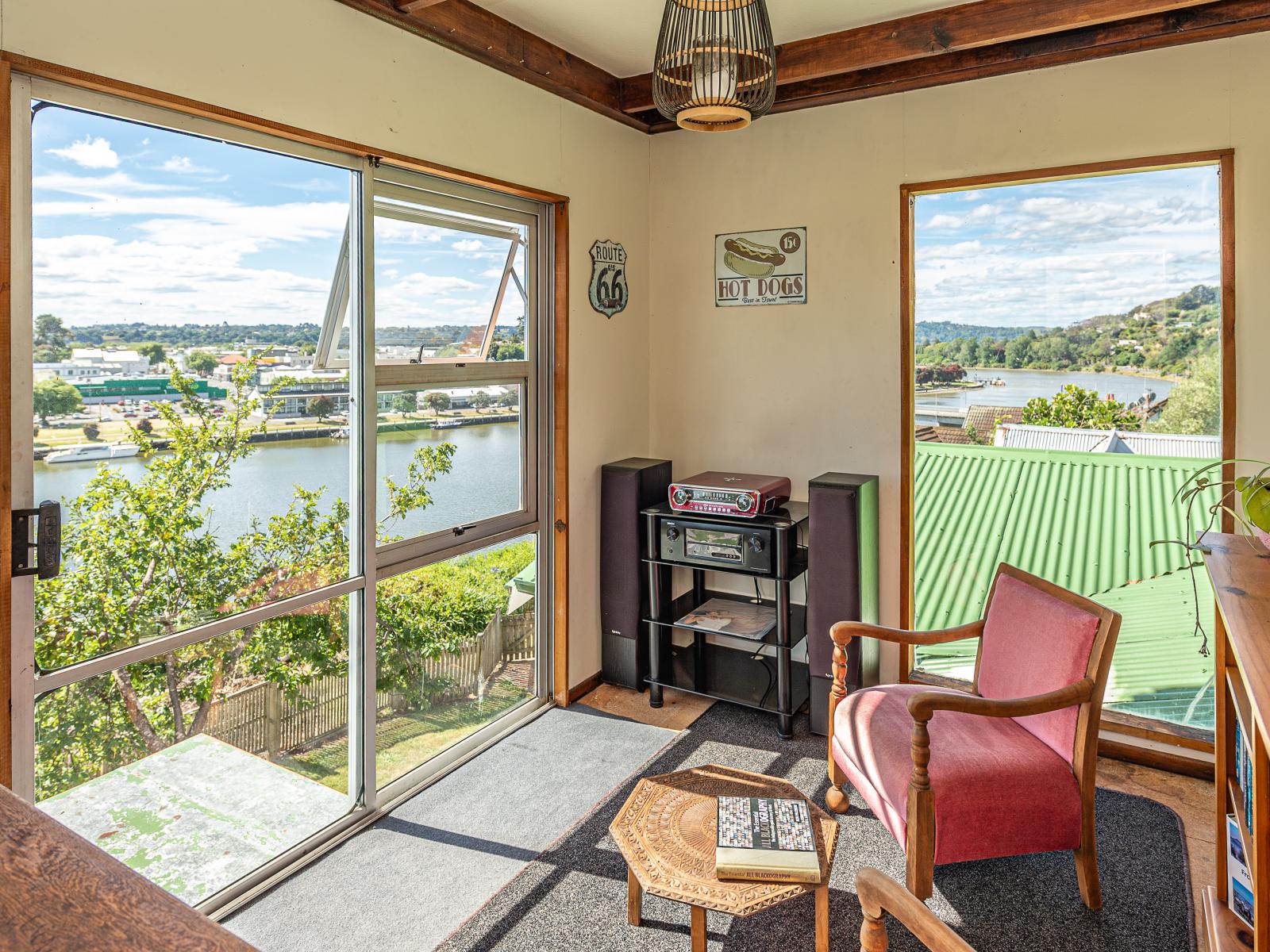 21 Putiki Drive, Durie Hill