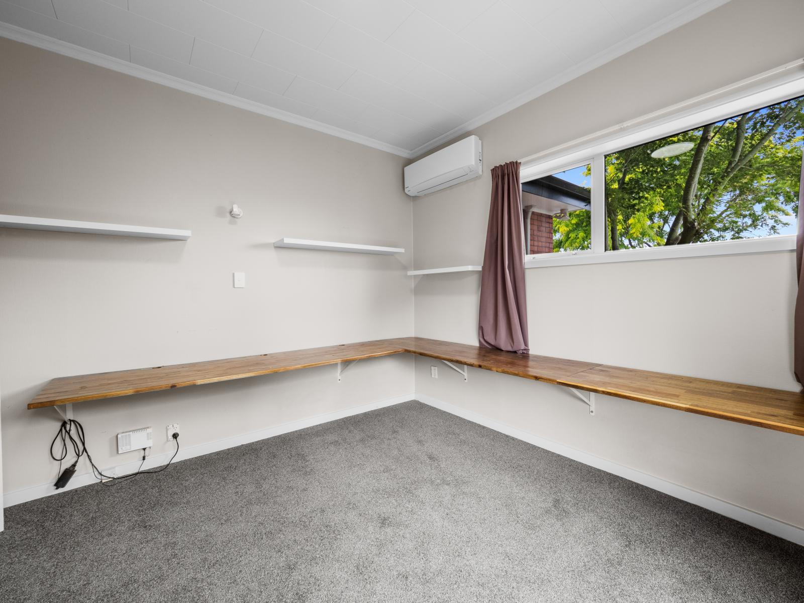 25 Reid Crescent, Allenton