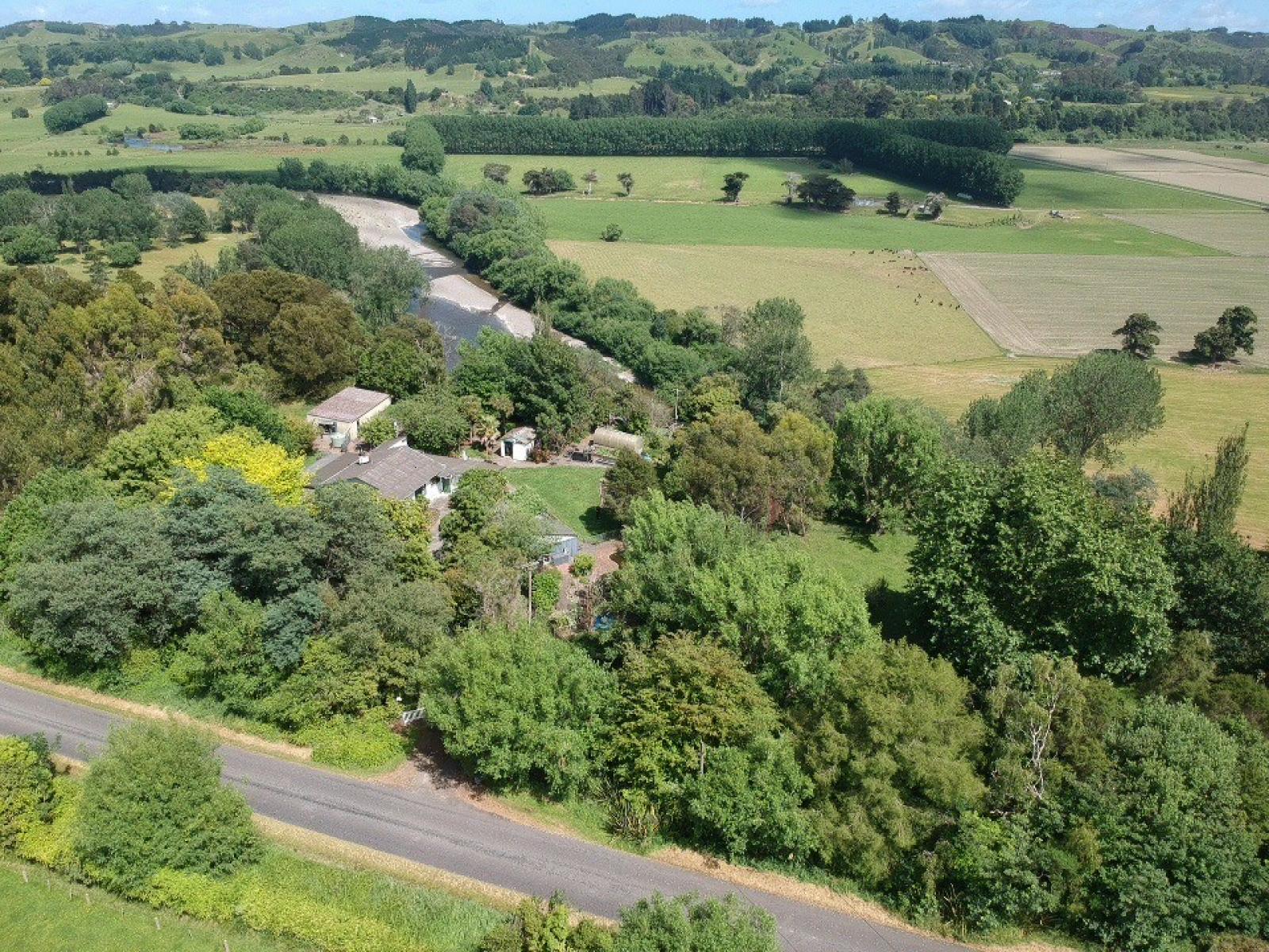 124 Awahou South Road, Ashhurst