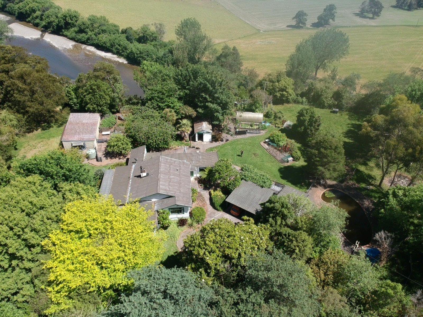 124 Awahou South Road, Ashhurst