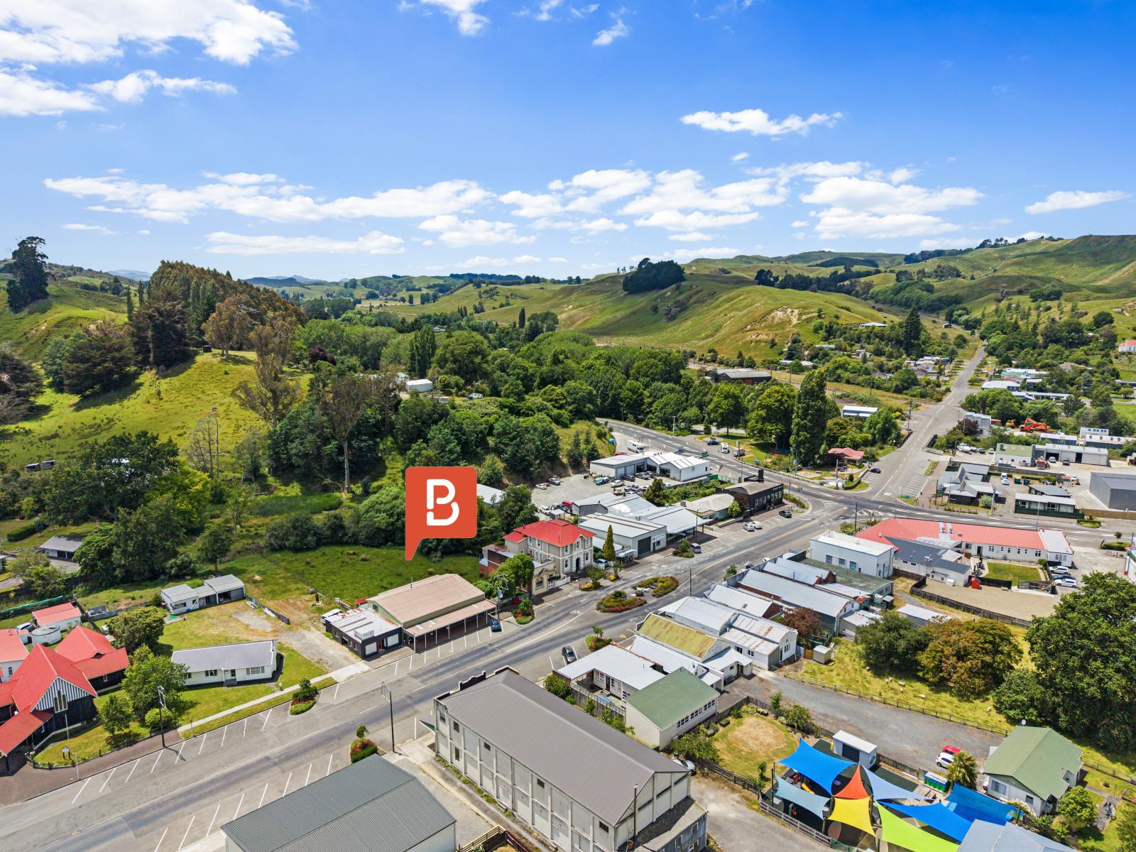 16 Bruce Street, Hunterville