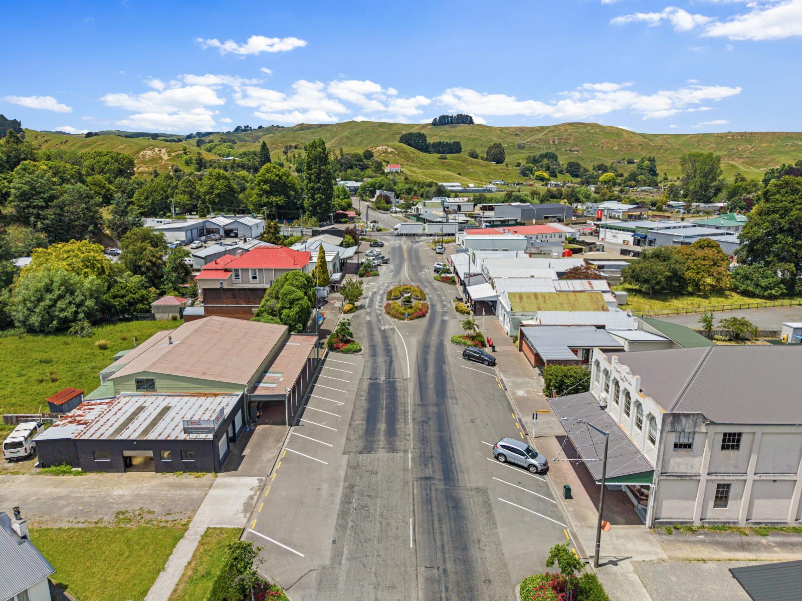 16 Bruce Street, Hunterville