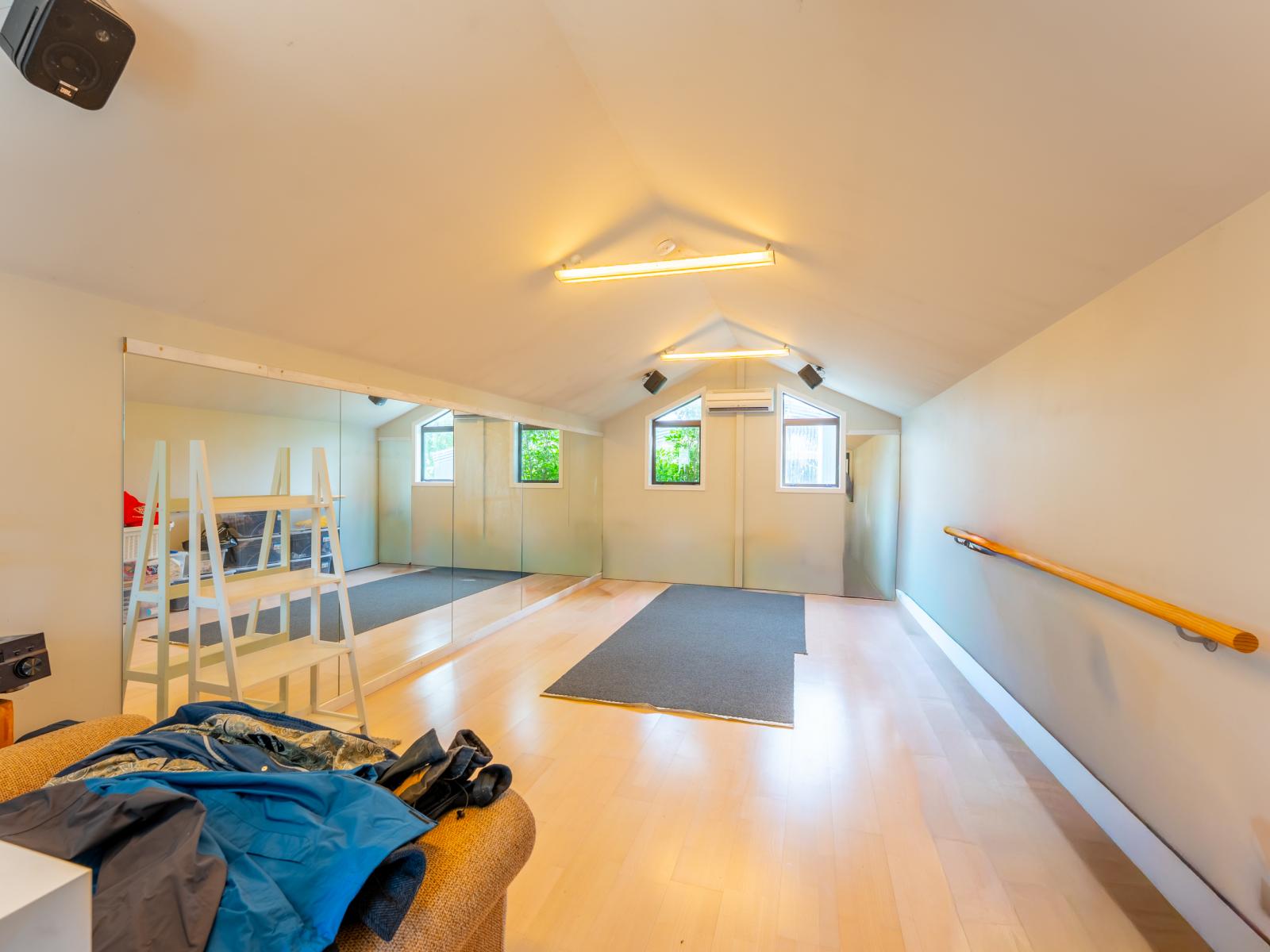 768 Seadown Road, Seadown