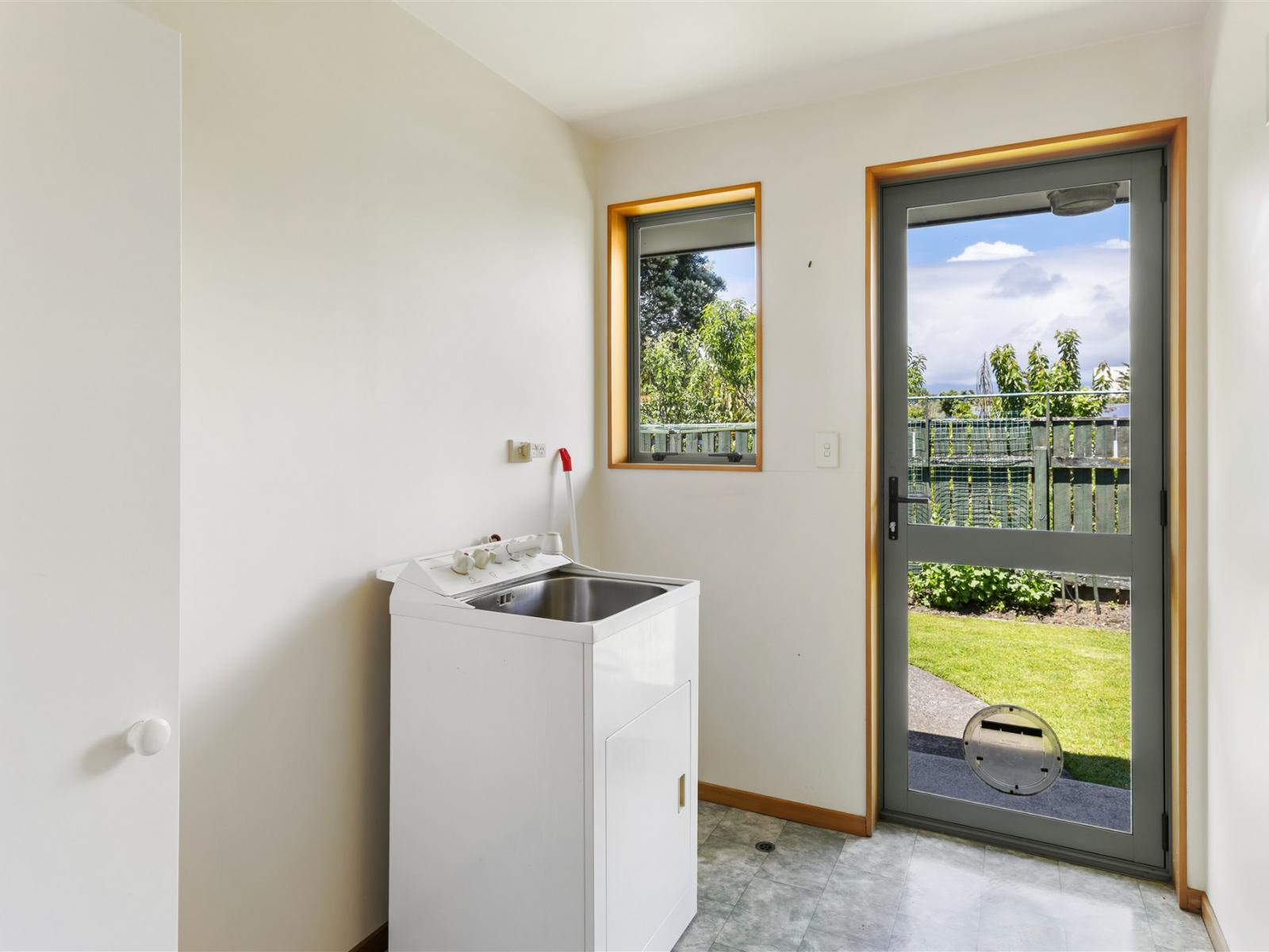 34 Henley Street, Westport