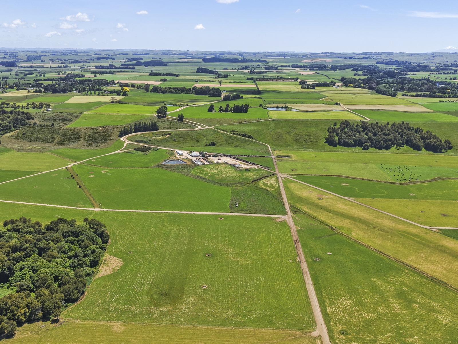 1974 Kimbolton Road, Kiwitea