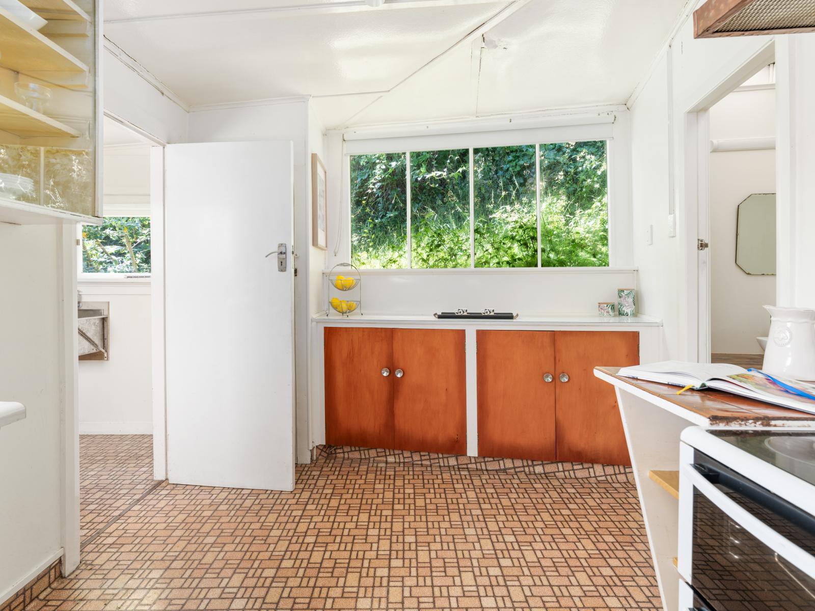 1 Greenacres Street, Macandrew Bay