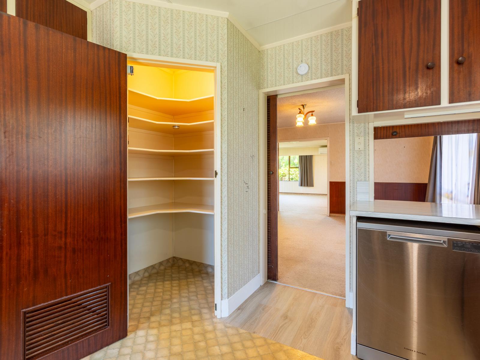 6 Guy Street, Dannevirke