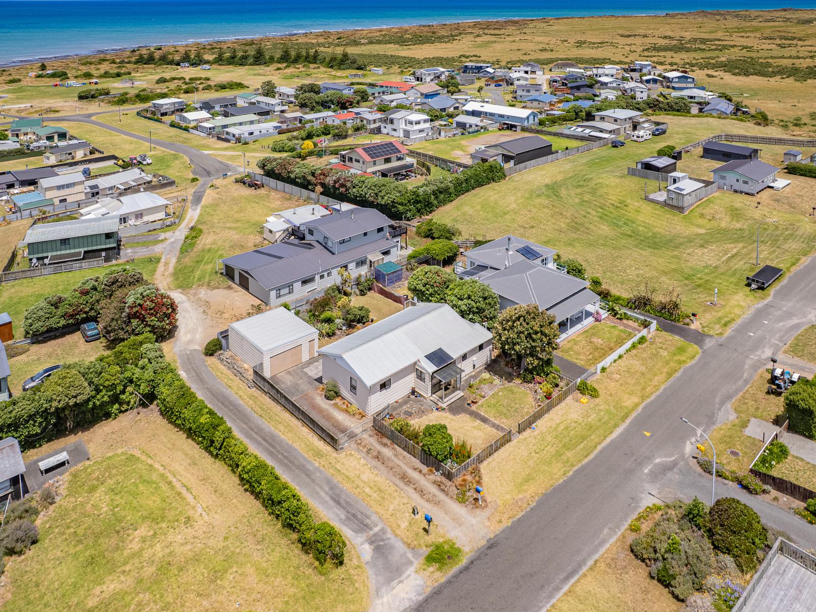 13 Okiwa Terrace, Waiinu Beach