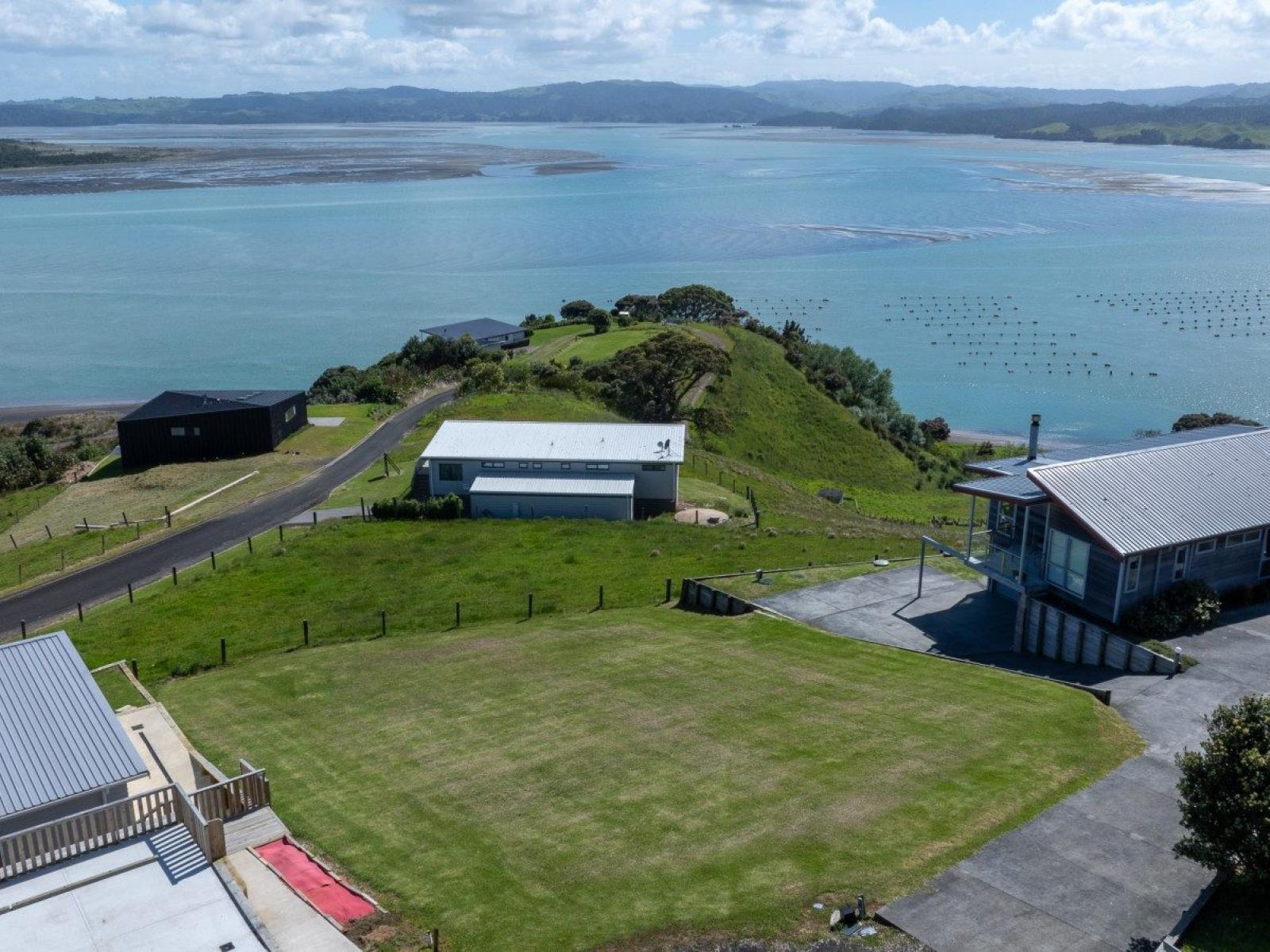 117 Te Wetini Roore Place, Aotea Harbour