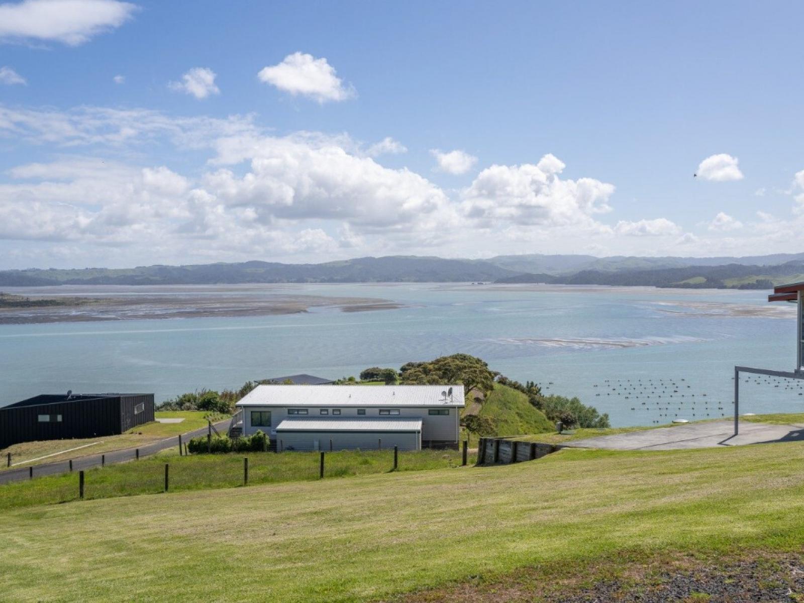 117 Te Wetini Roore Place, Aotea Harbour