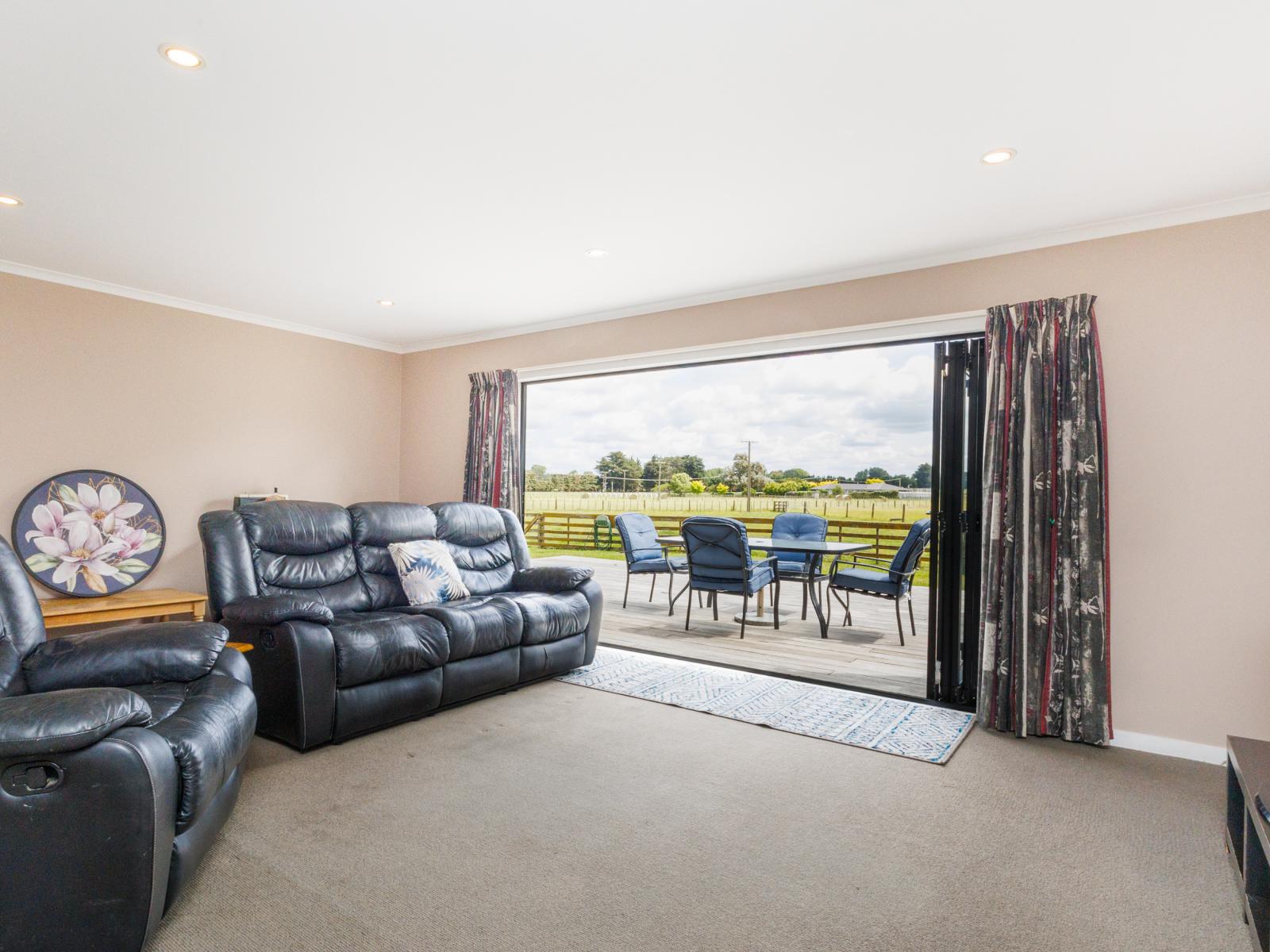 69 Reid Line East, Aorangi