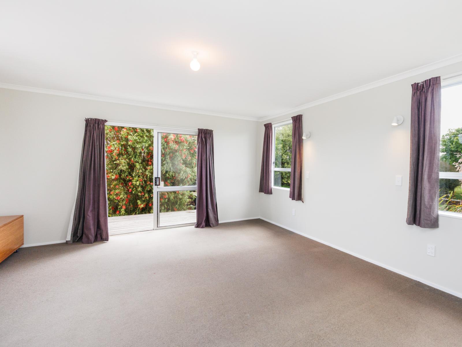 69 Reid Line East, Aorangi