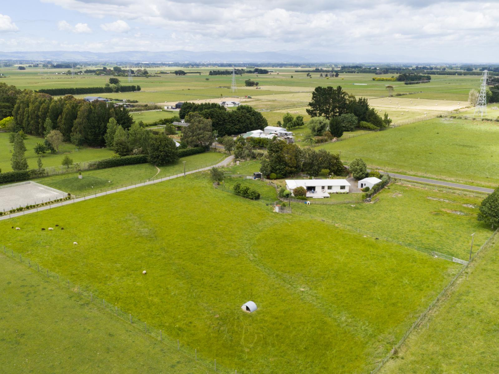 69 Reid Line East, Aorangi