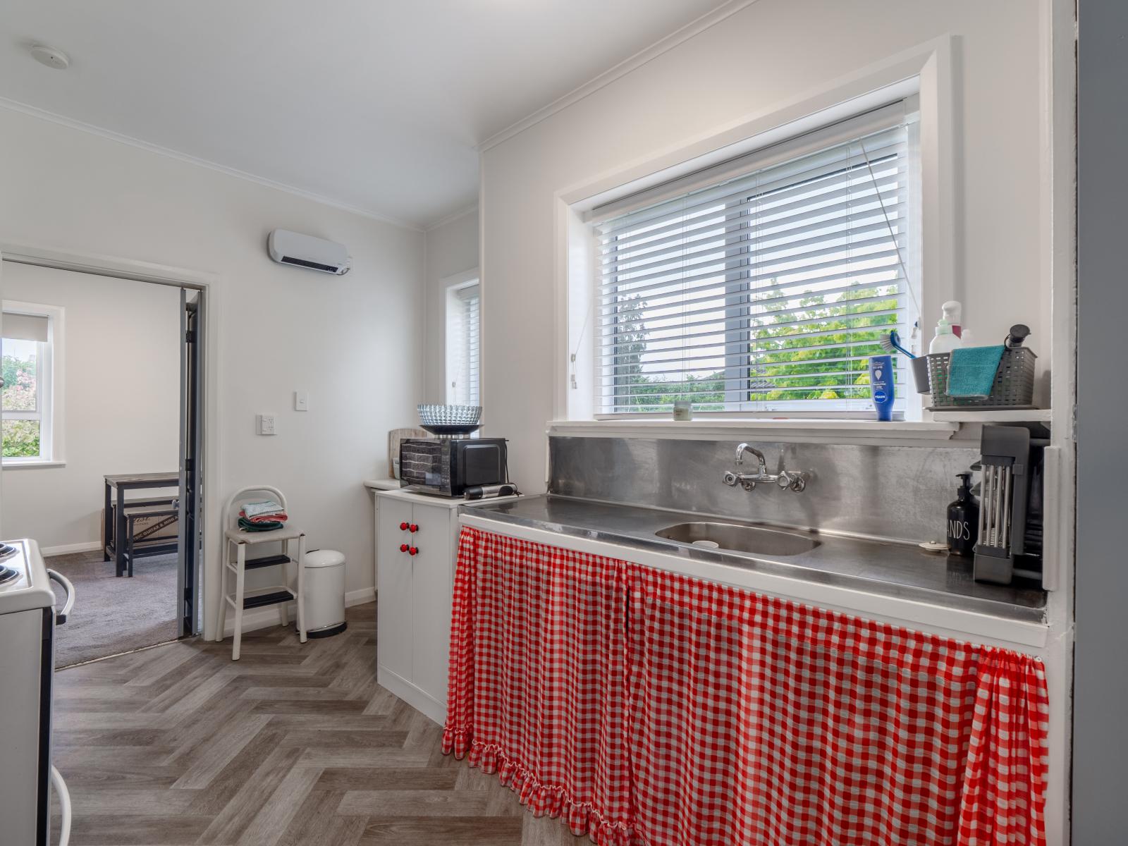 378 Tweed Street, Georgetown