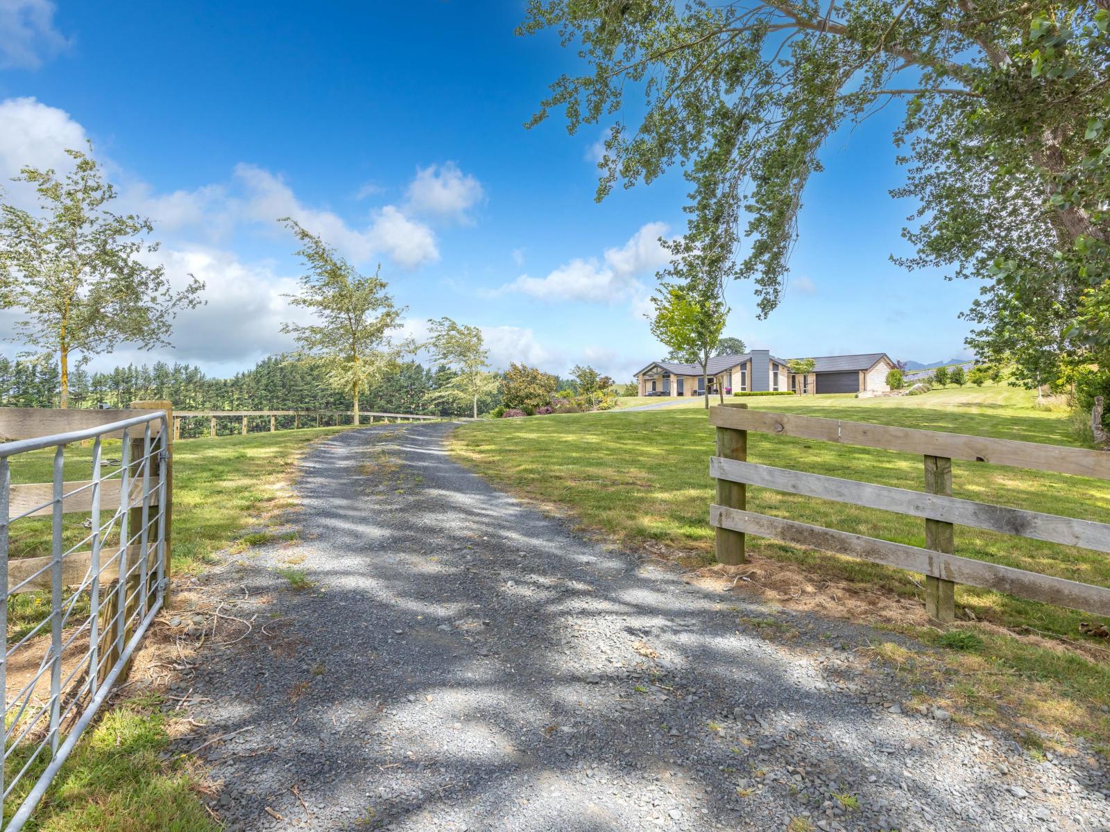 998 Limeworks Loop Road, Karamu