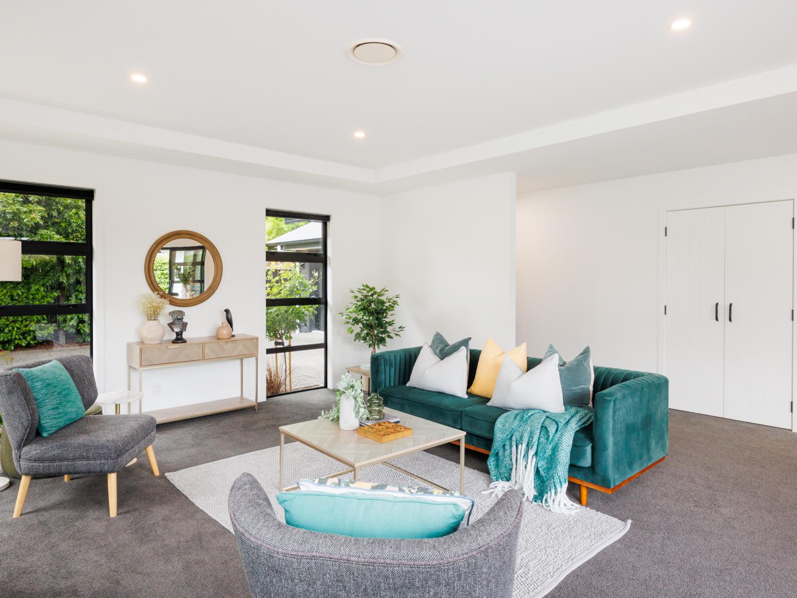 324A College Street, West End