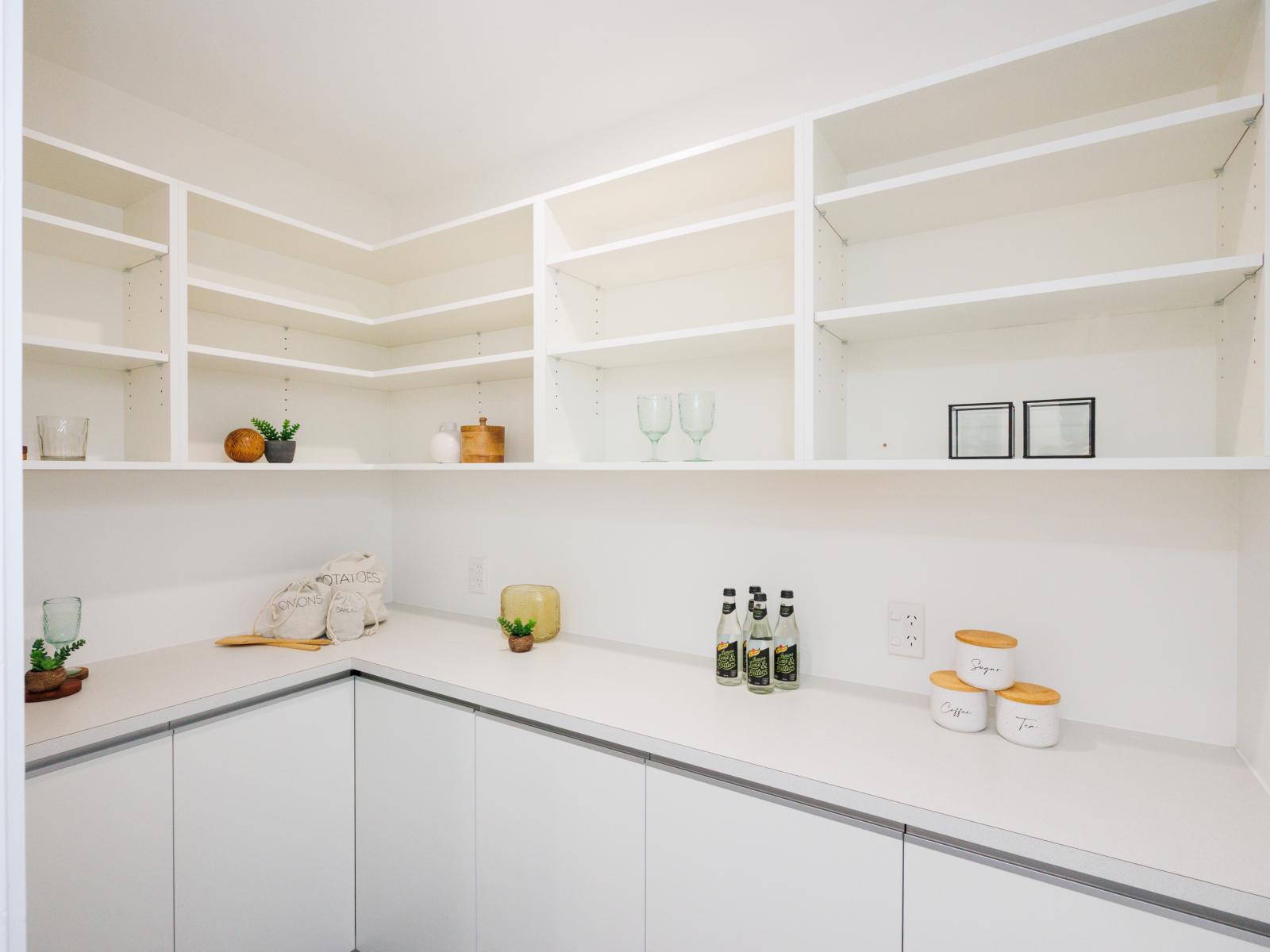 324A College Street, West End