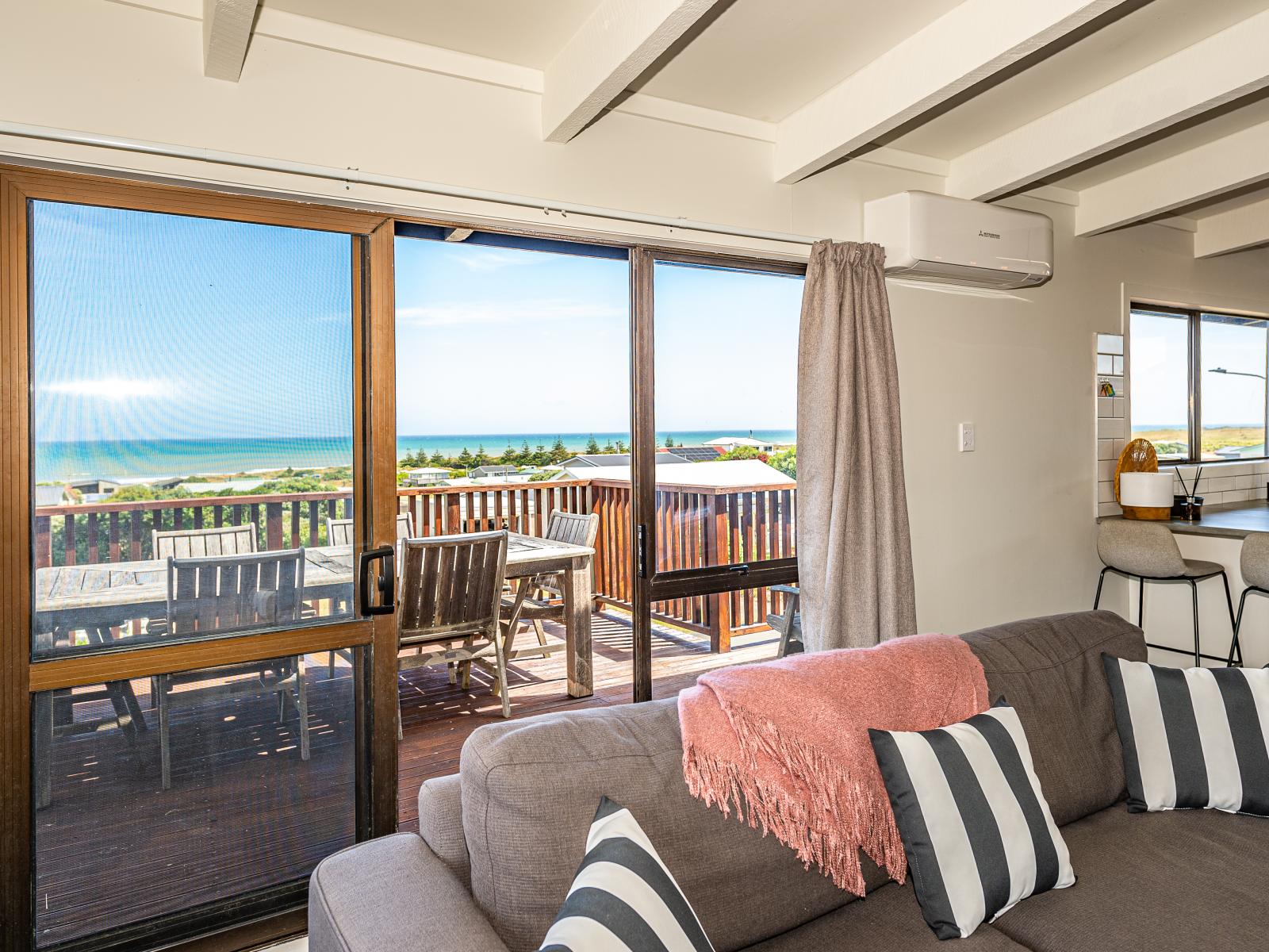 14 Okiwa Terrace, Waiinu Beach