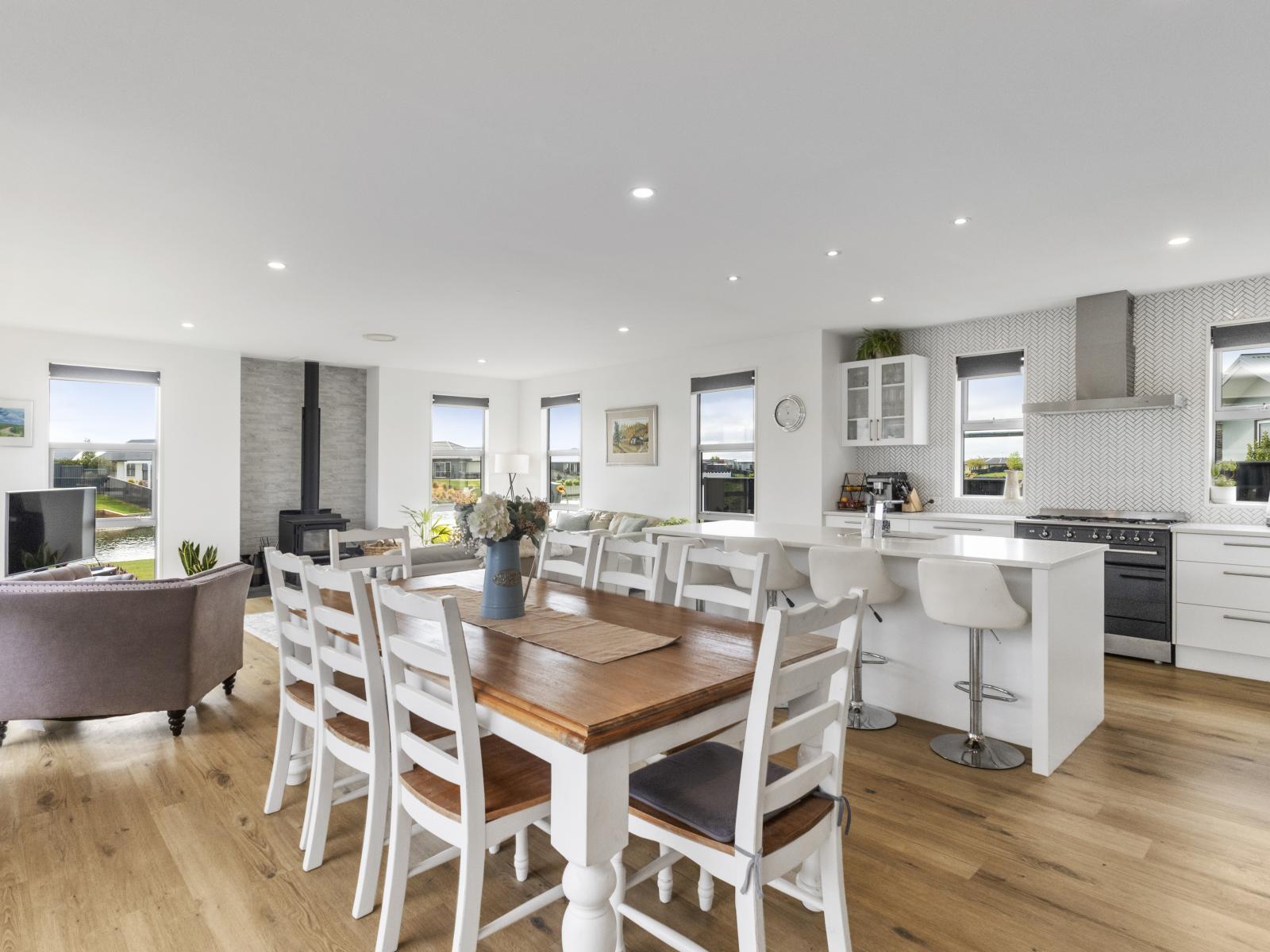 21 Torbay Avenue, Lake Hood