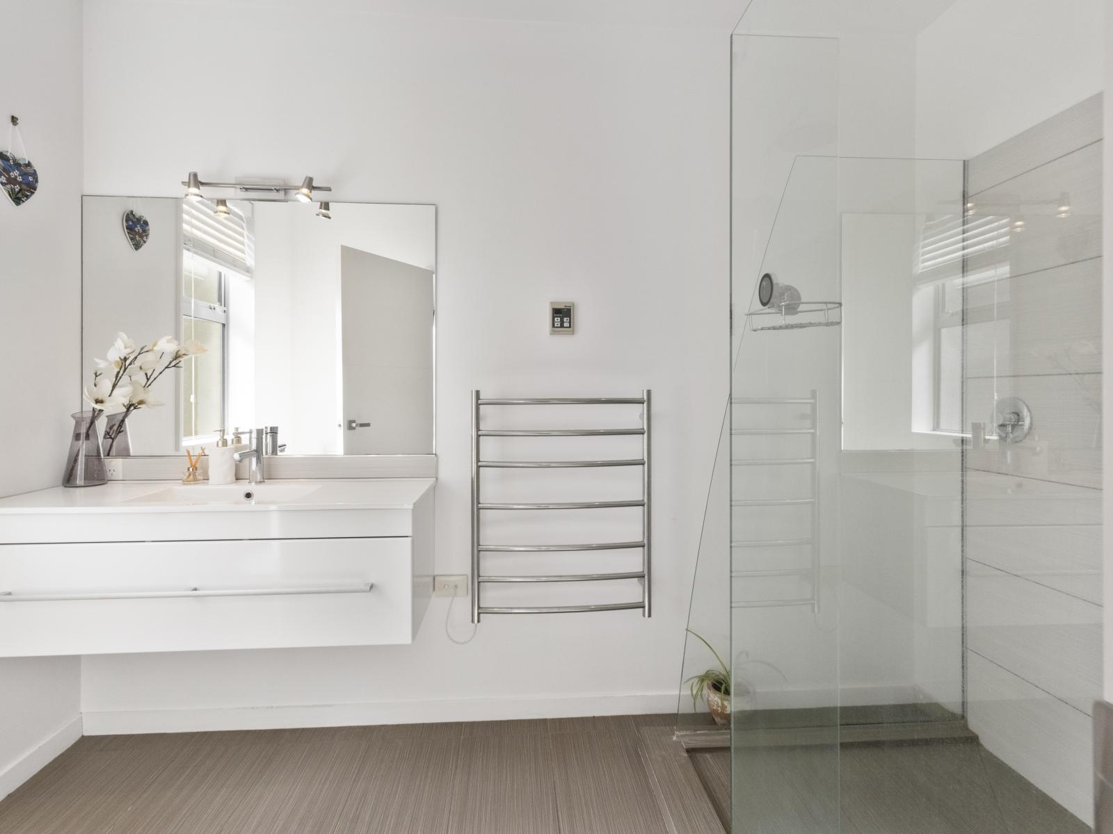 21 Torbay Avenue, Lake Hood